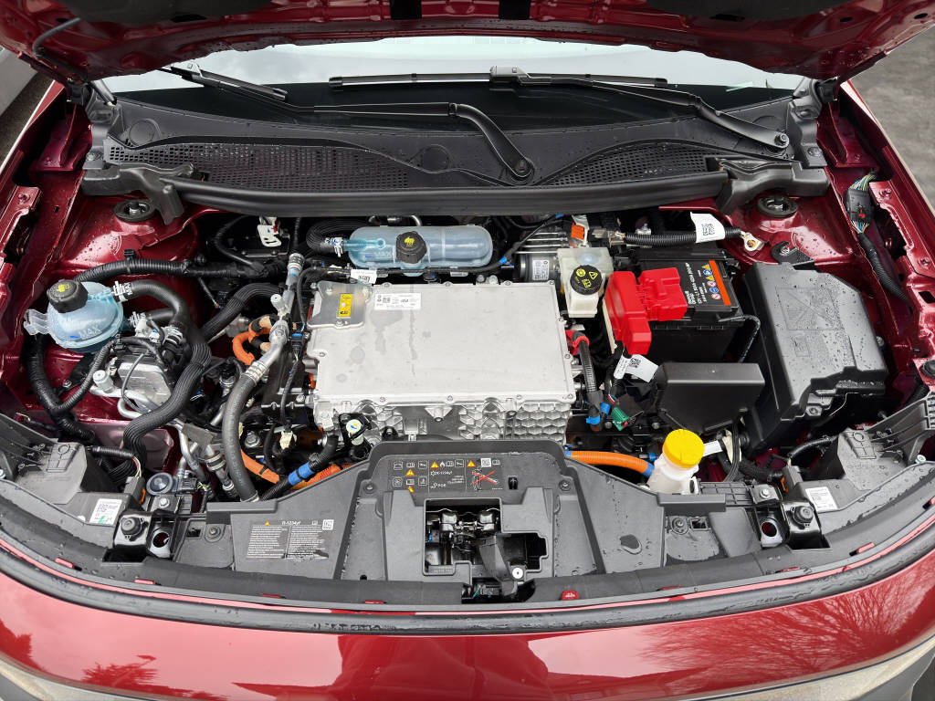 RENAULT R4 E-Tech Comfort Range iconic-image-18
