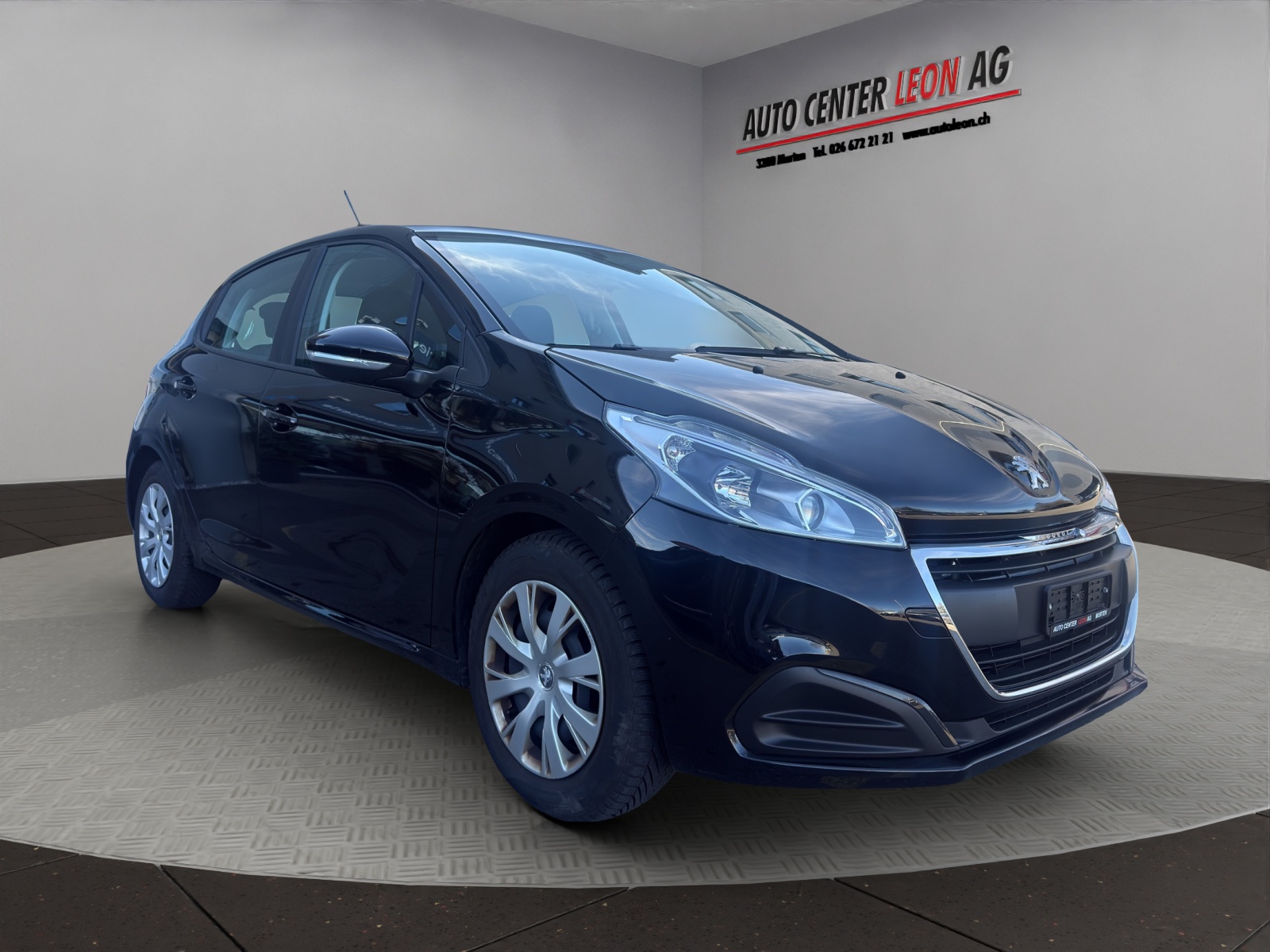 PEUGEOT 208 1.2 PureTech Style-image-7