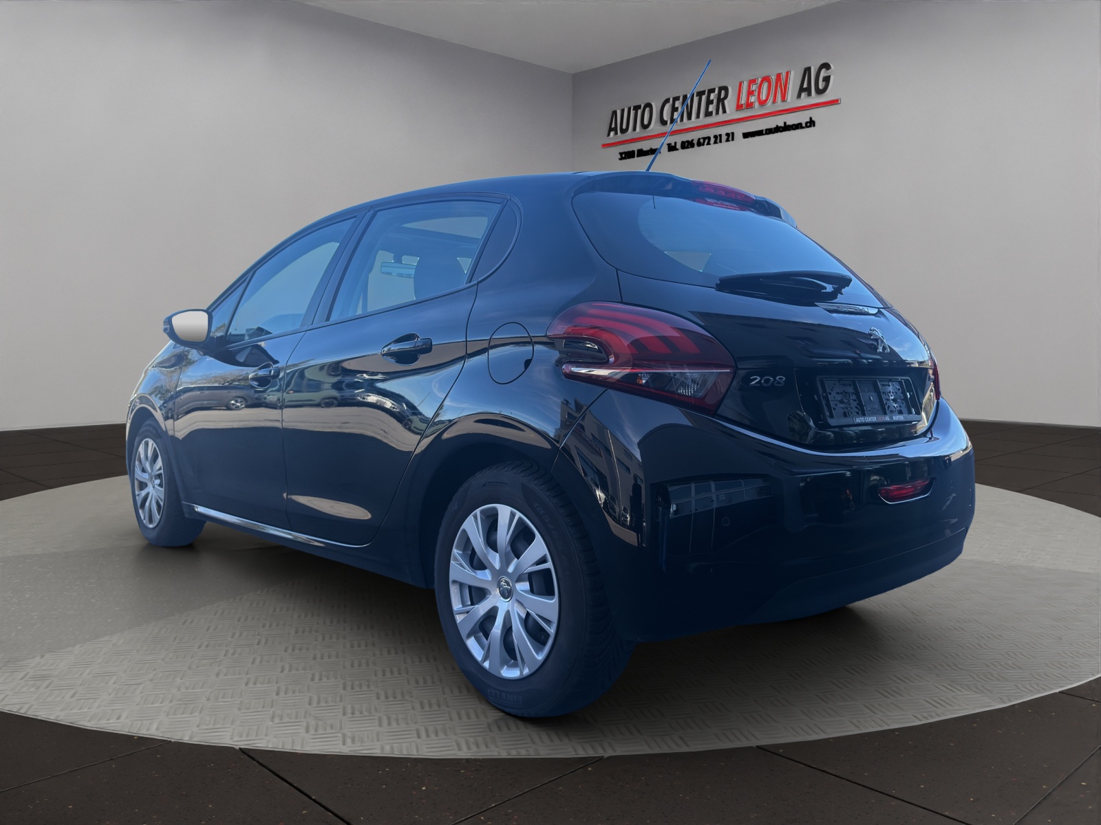PEUGEOT 208 1.2 PureTech Style-image-3