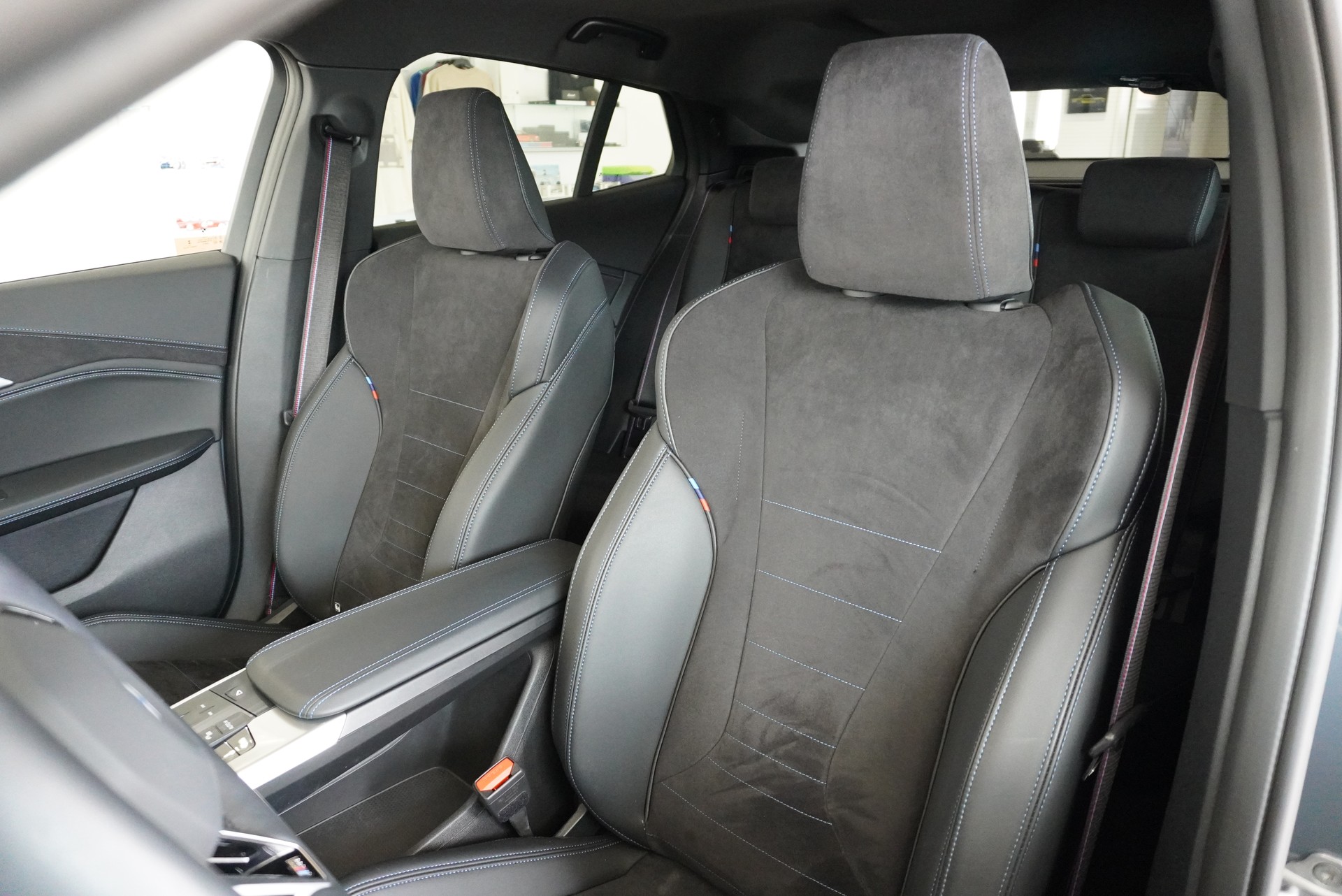BMW X2 xDrive 20d 48V M Sport Pro-image-13
