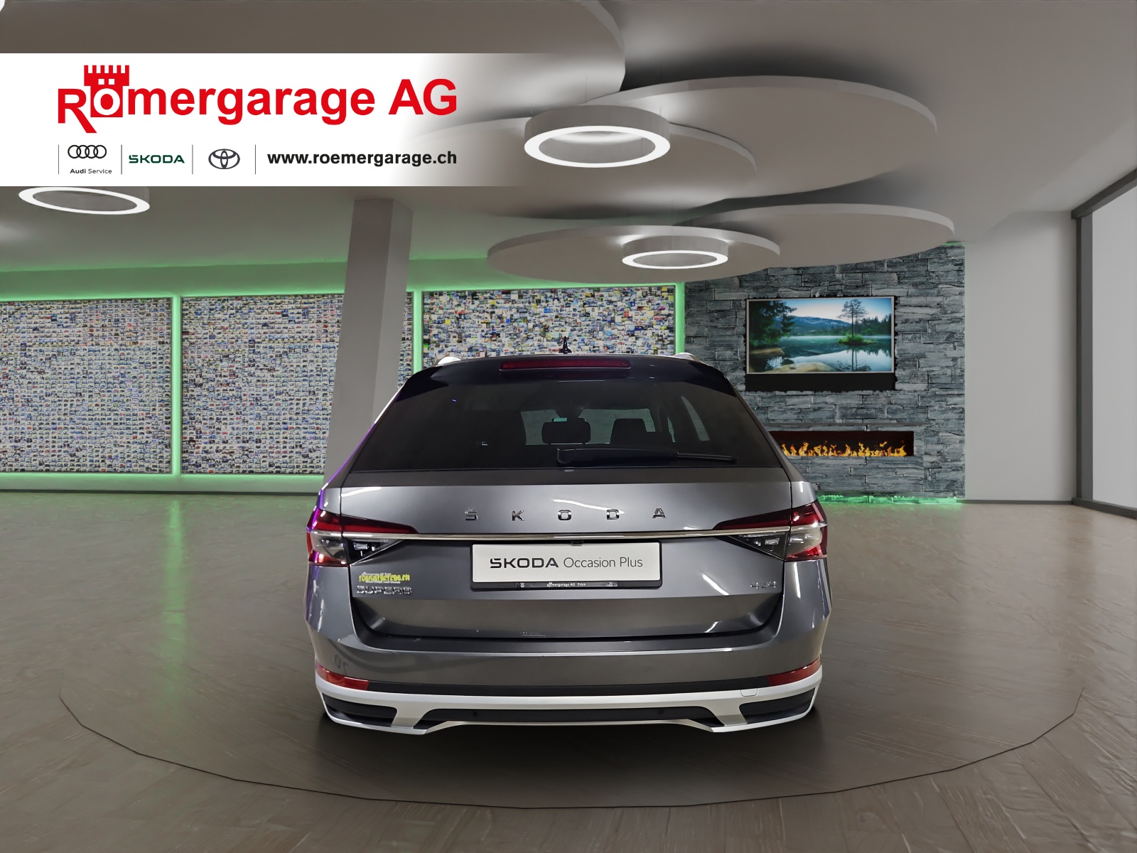 SKODA Superb 2.0 TDi Scout 4x4 DSG-image-2