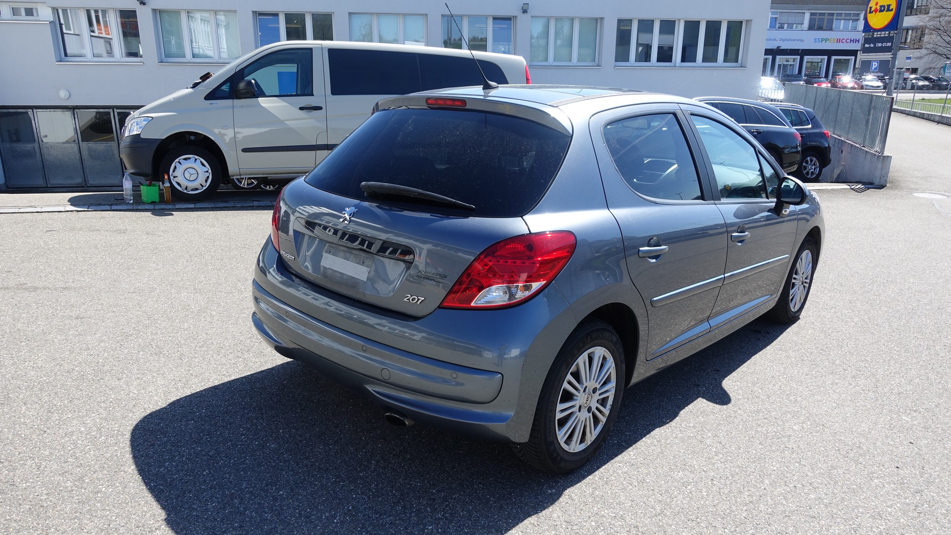 PEUGEOT 207 1.6 16V Sport-image-1