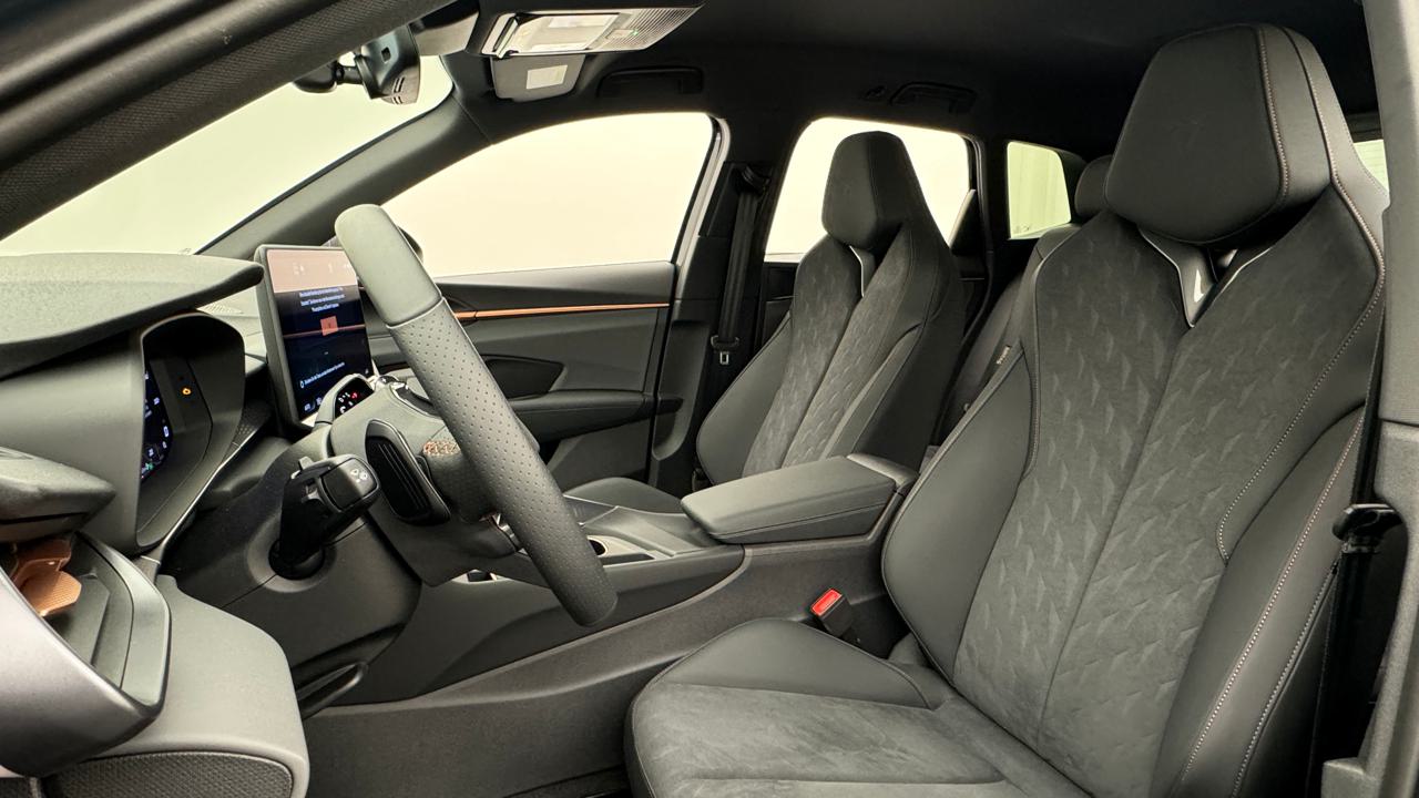 CUPRA Terramar 1.5 eHybrid DSG VZ-image-4