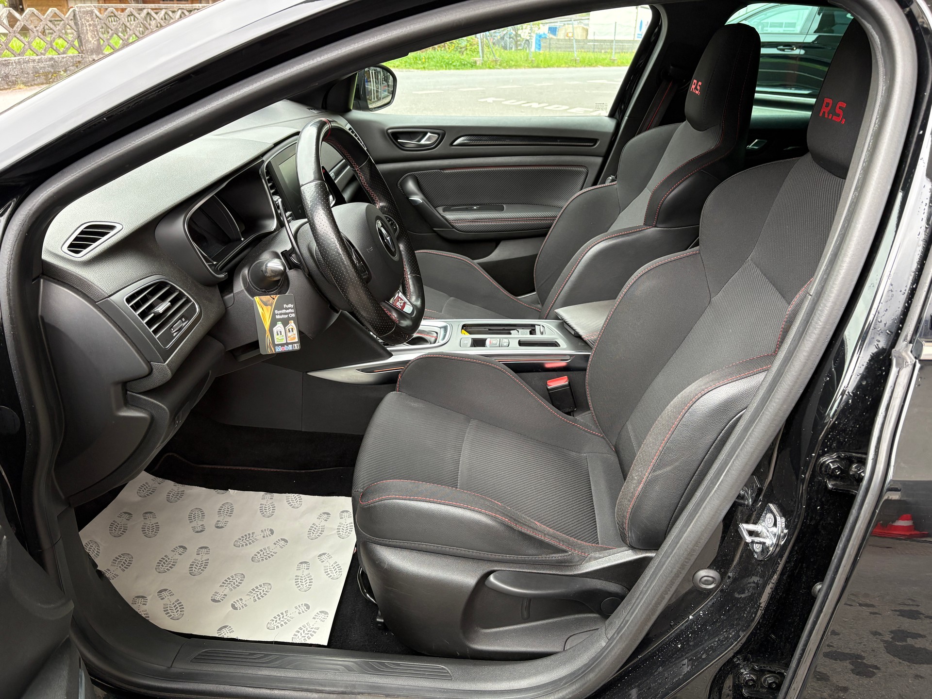 RENAULT Mégane RS 280 EDC-image-10