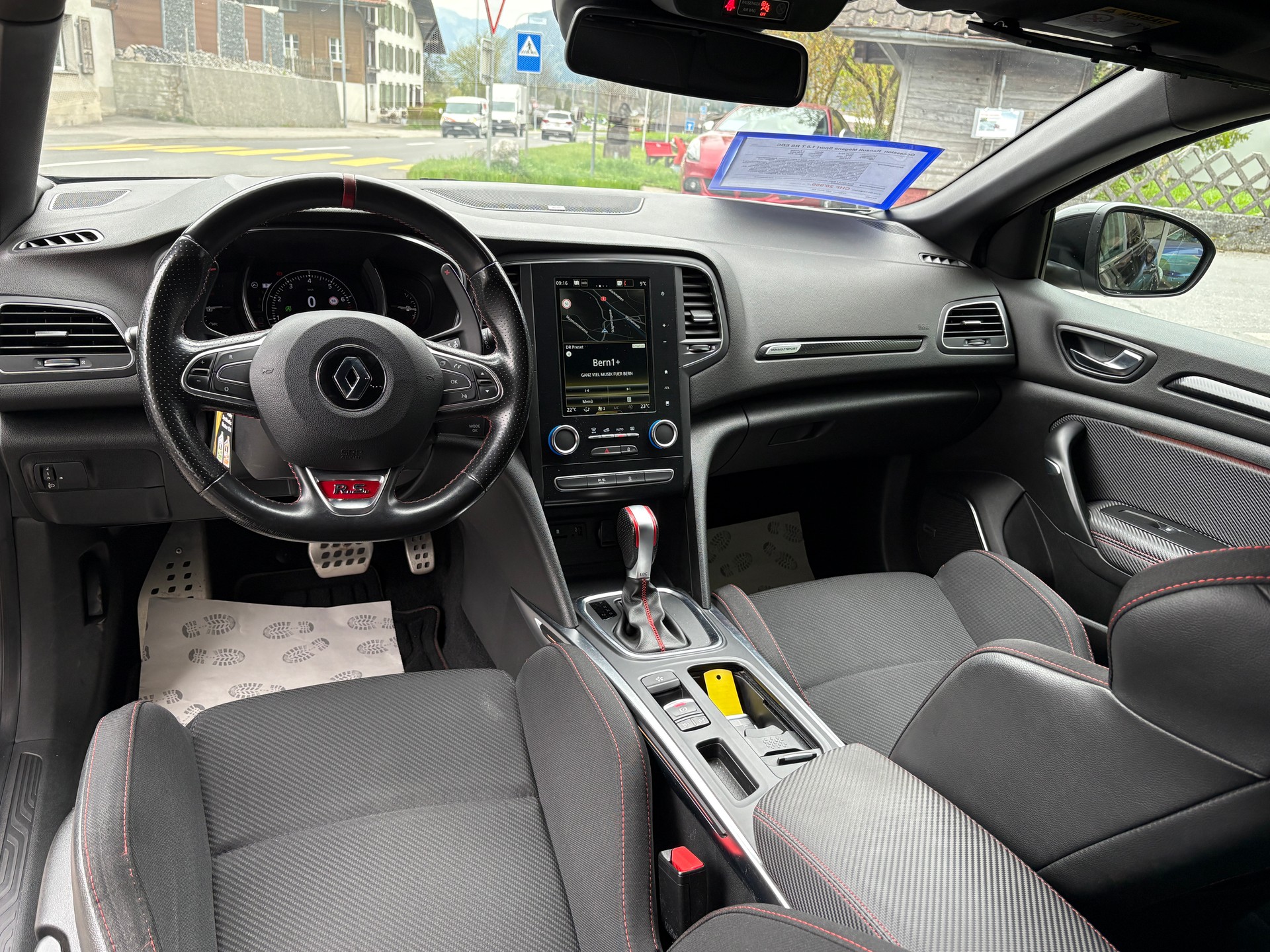 RENAULT Mégane RS 280 EDC-image-12
