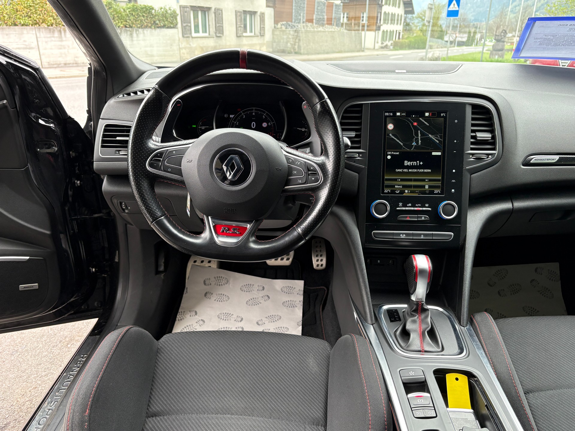 RENAULT Mégane RS 280 EDC-image-13