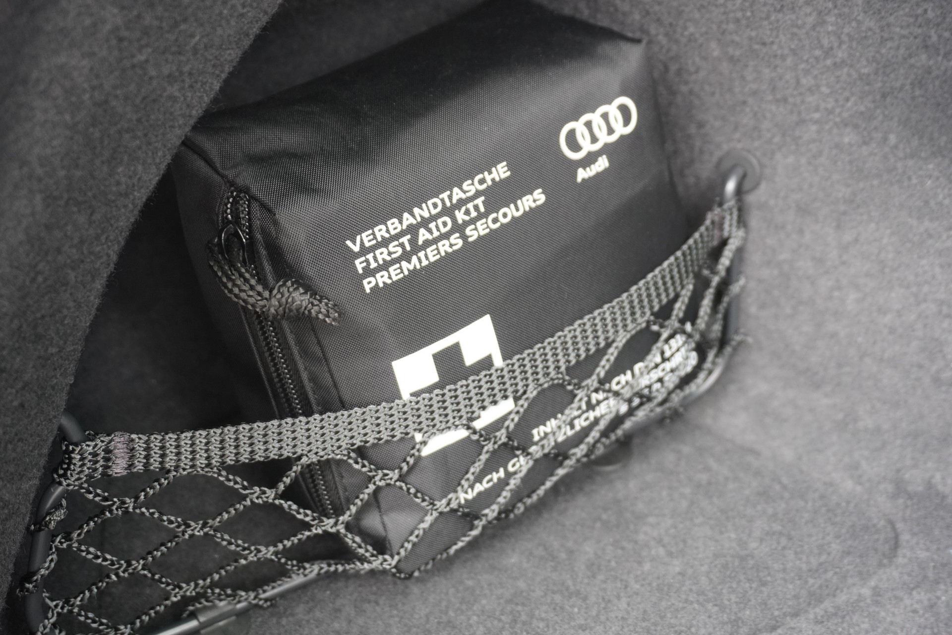 AUDI Q8 55 TFSI Black Edition quattro tiptronic S-LINE!!!-image-11