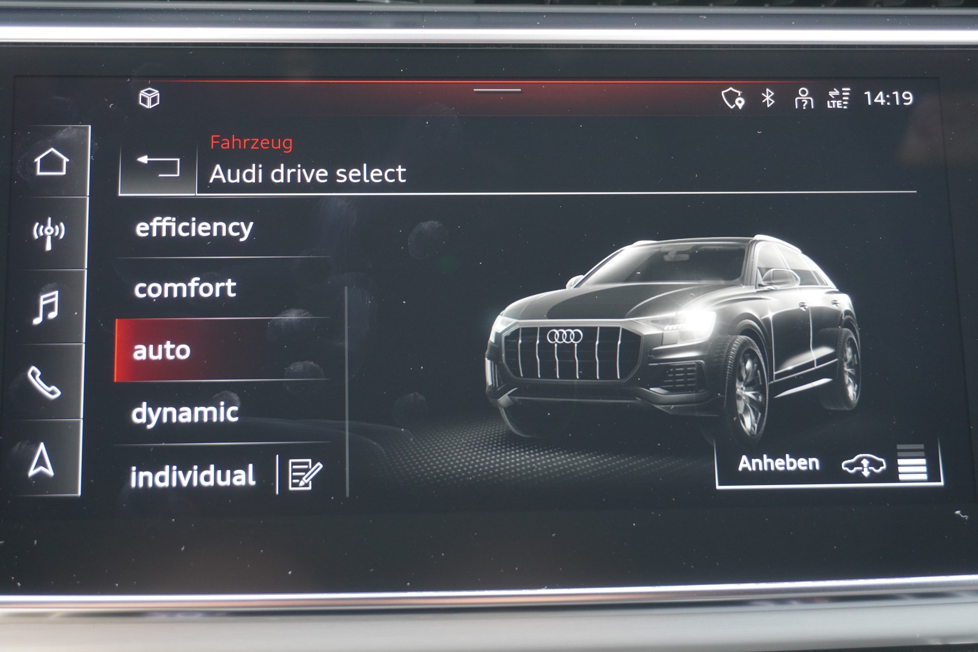 AUDI Q8 55 TFSI Black Edition quattro tiptronic S-LINE!!!-image-27