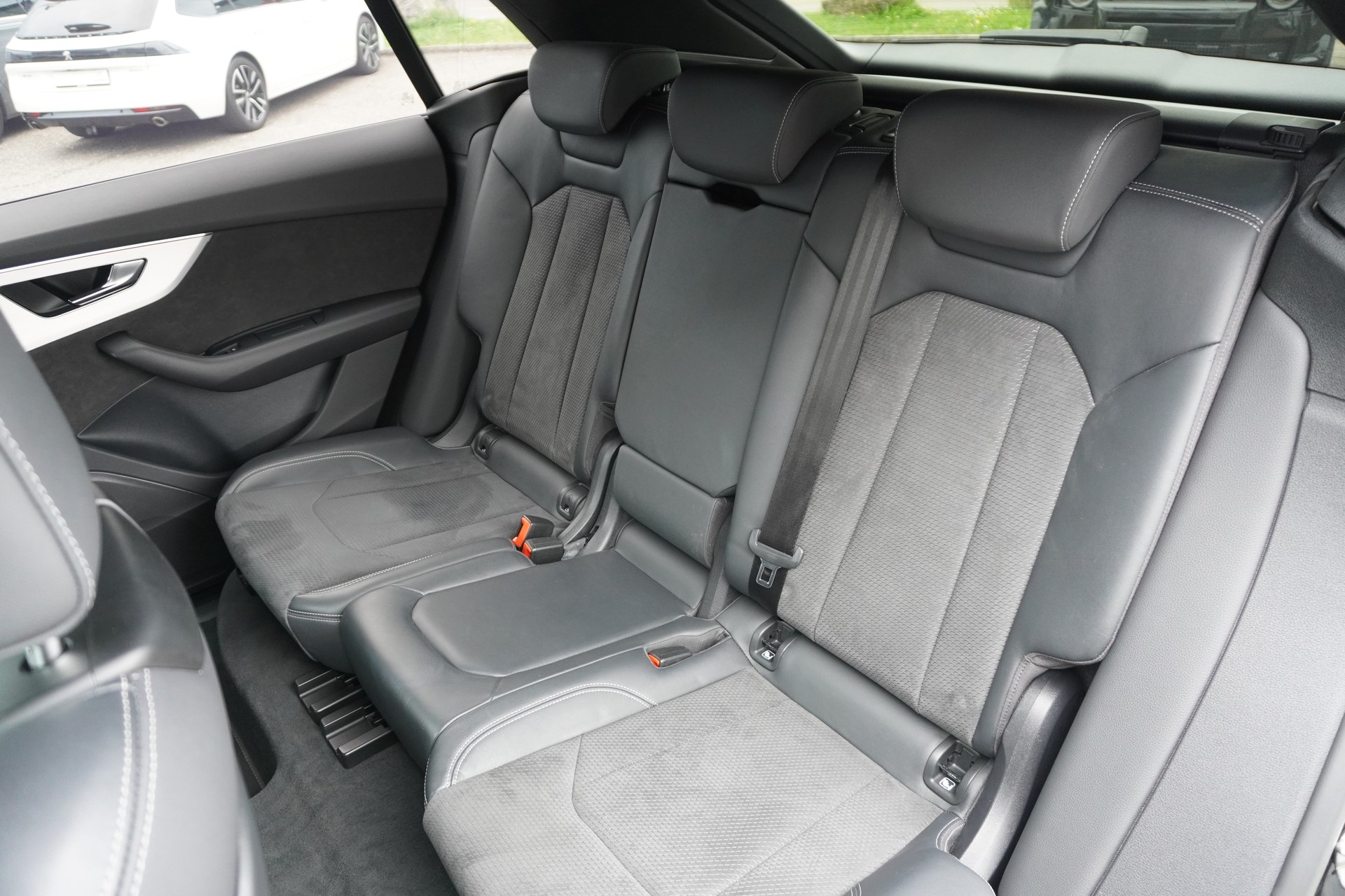 AUDI Q8 55 TFSI Black Edition quattro tiptronic S-LINE!!!-image-14