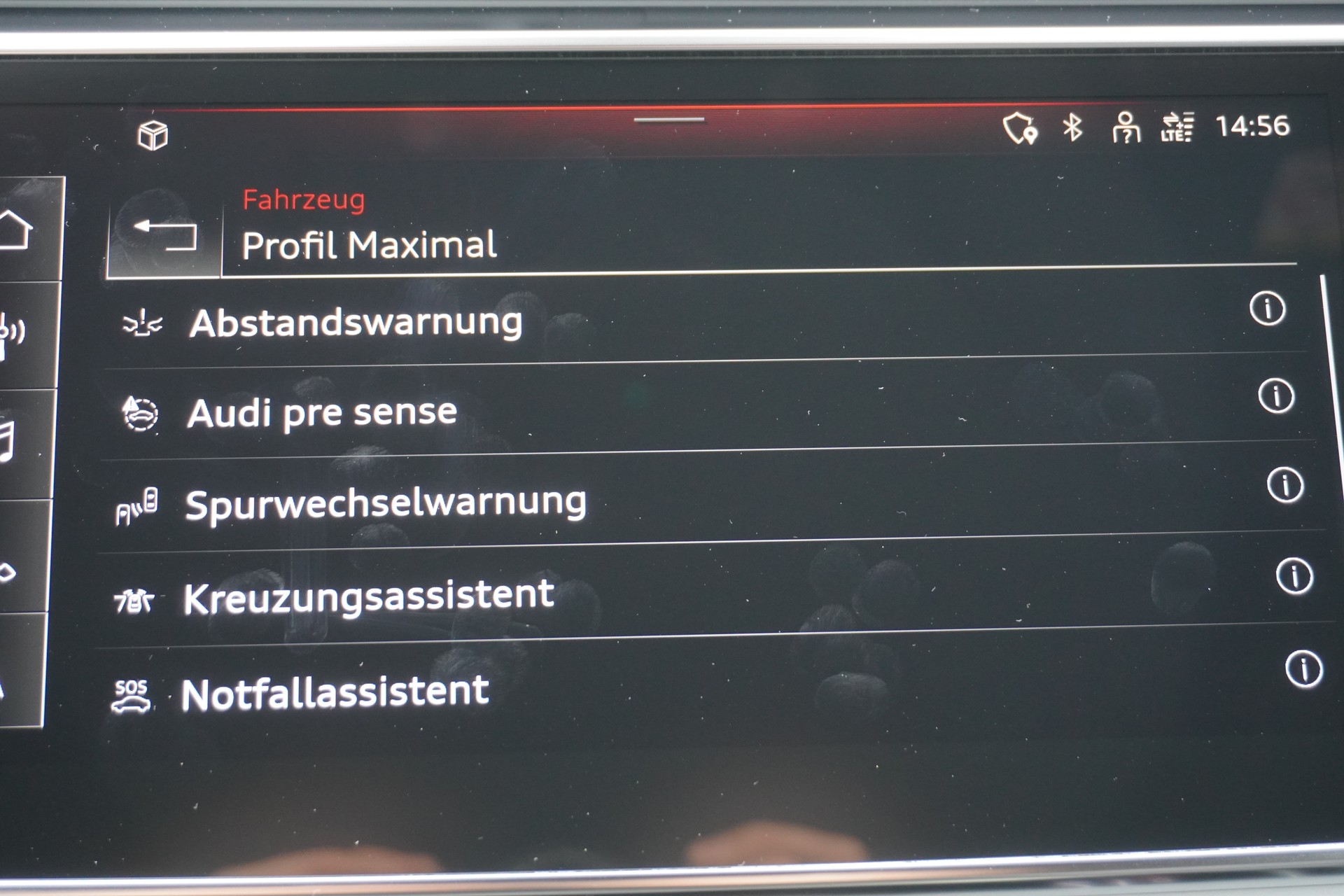 AUDI Q8 55 TFSI Black Edition quattro tiptronic S-LINE!!!-image-32