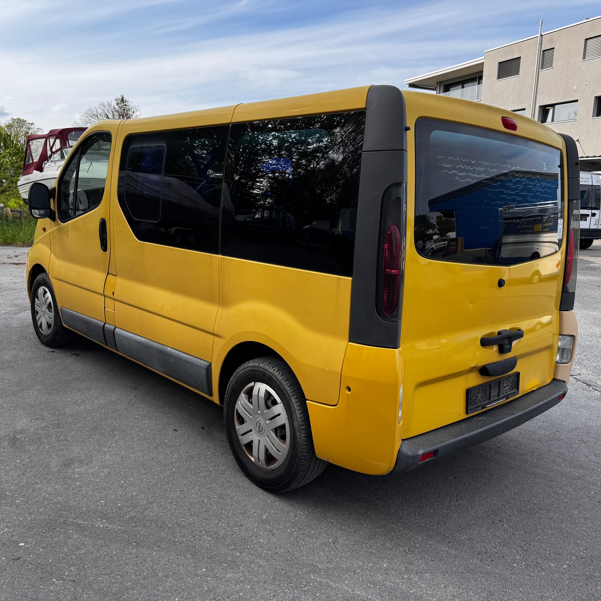 OPEL Vivaro Tour 2.5 CDTI 2.7t-image-9
