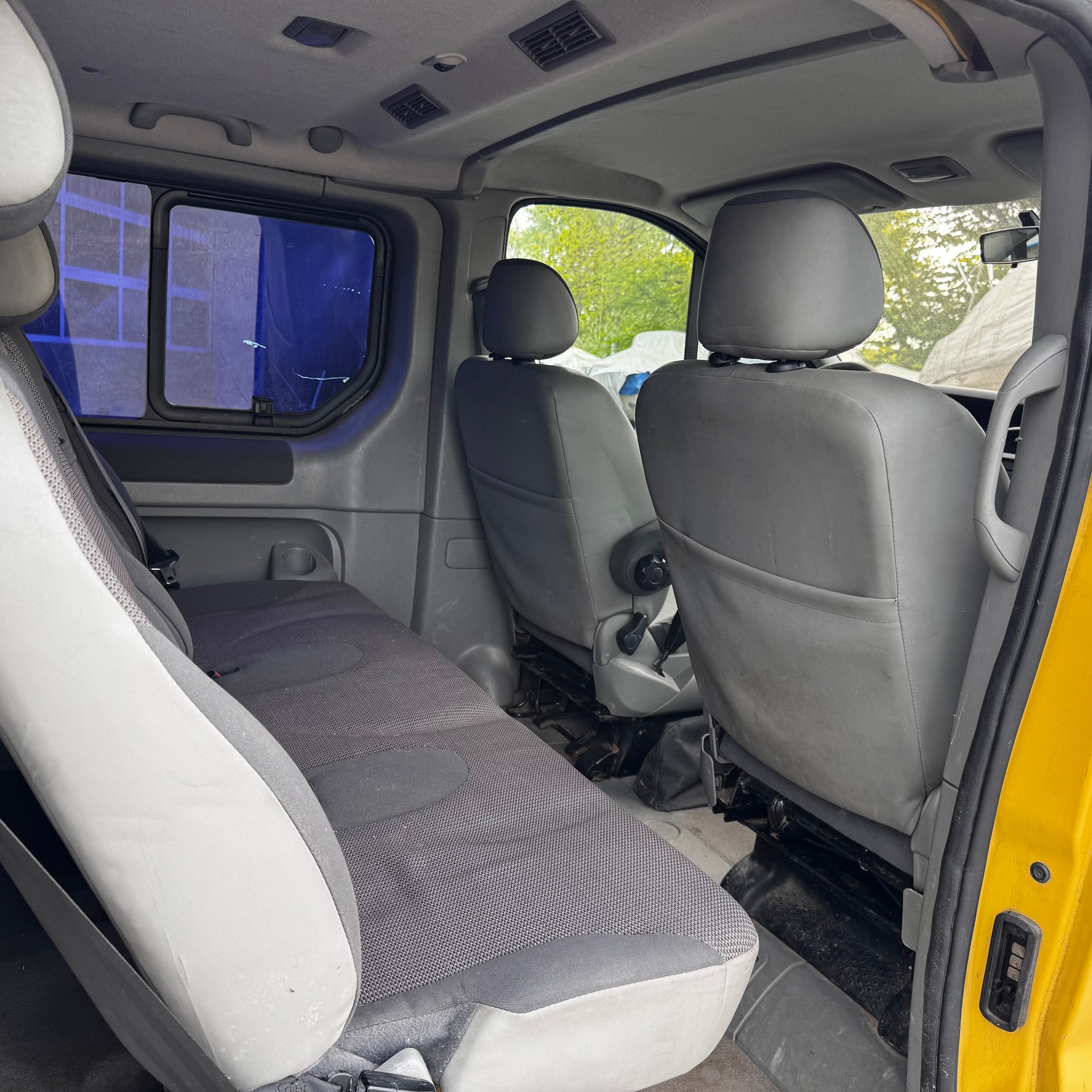 OPEL Vivaro Tour 2.5 CDTI 2.7t-image-11