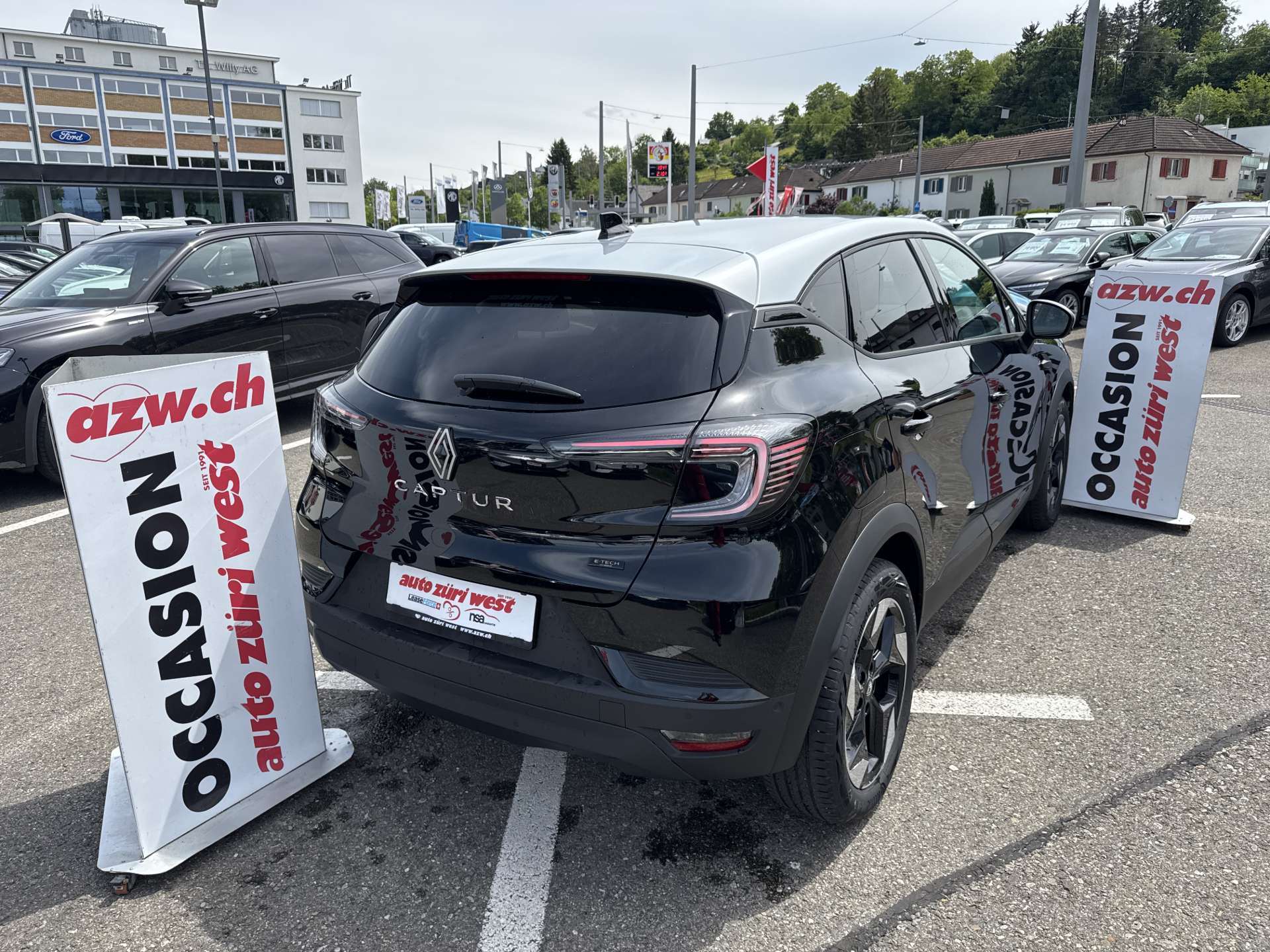 RENAULT Captur 1.8 E-Tech 160 Techno DHT-Automat-image-2