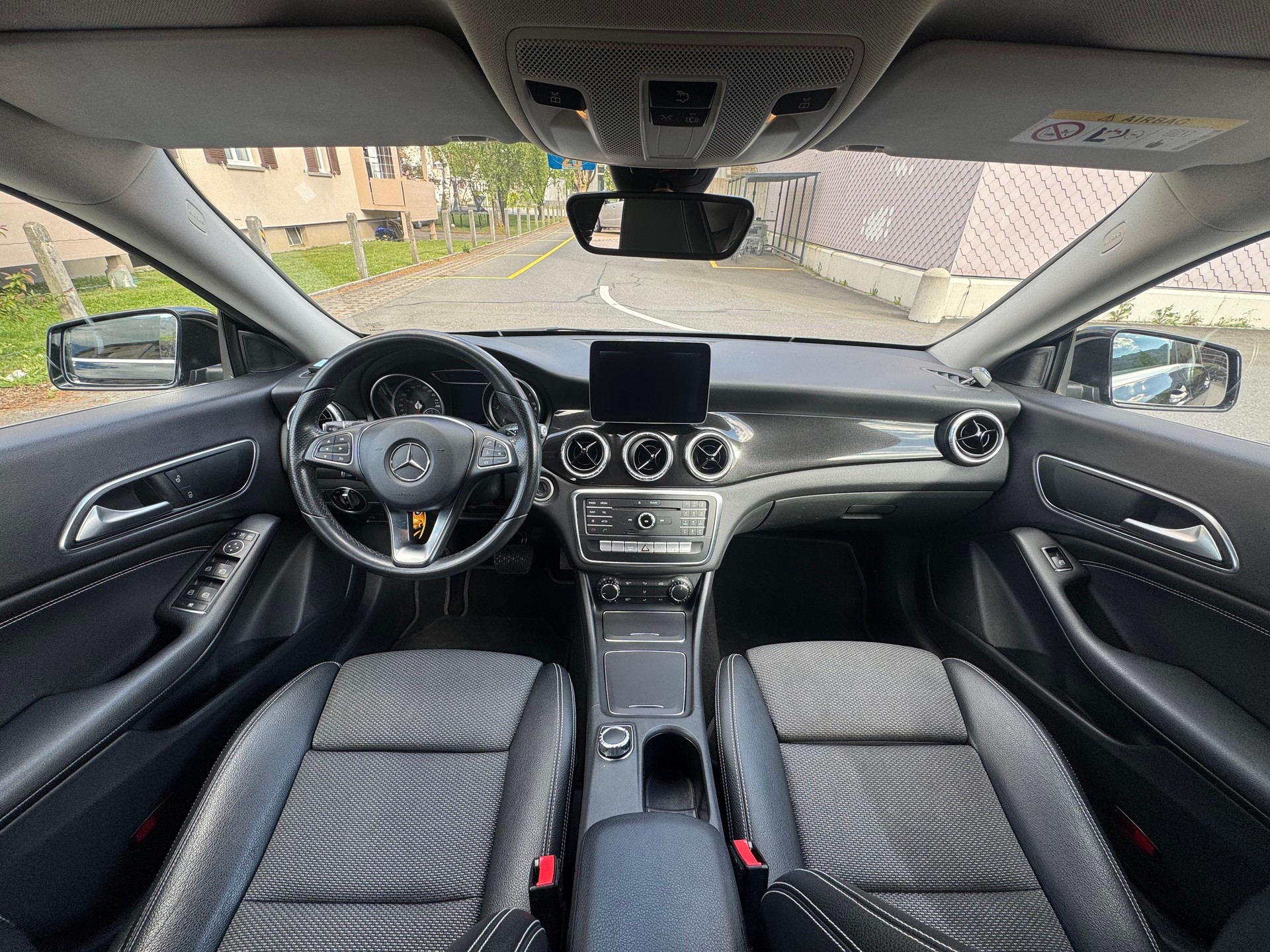 MERCEDES-BENZ CLA Shooting Brake 200 CDI 4Matic 7G-DCT-image-3