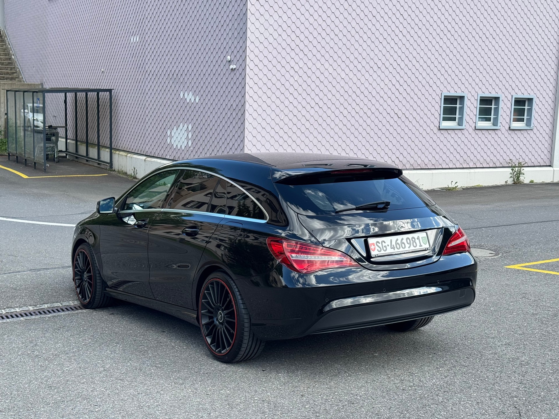 MERCEDES-BENZ CLA Shooting Brake 200 CDI 4Matic 7G-DCT-image-8