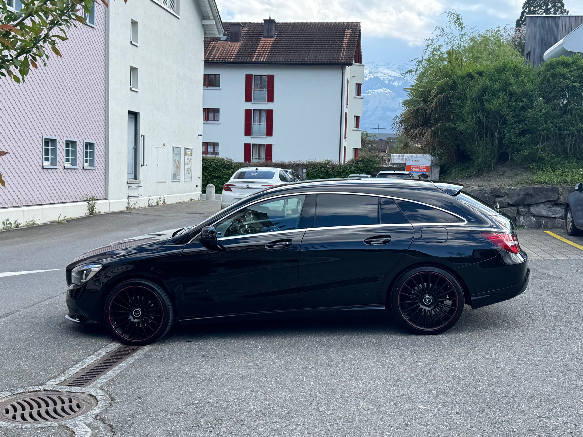 MERCEDES-BENZ CLA Shooting Brake 200 CDI 4Matic 7G-DCT-image-9