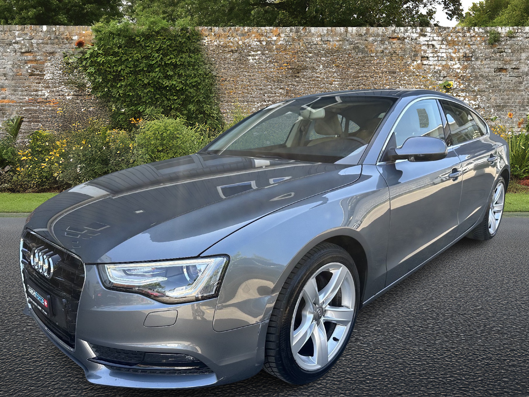 AUDI 2.0 TFSI (211 PS)