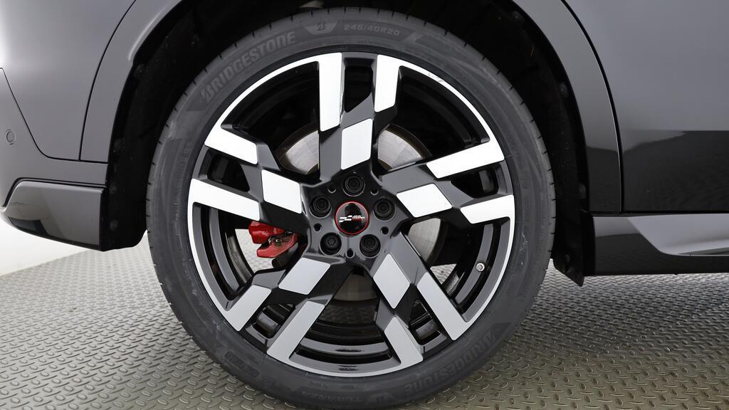 MINI John Cooper Works Countryman ALL4-image-10