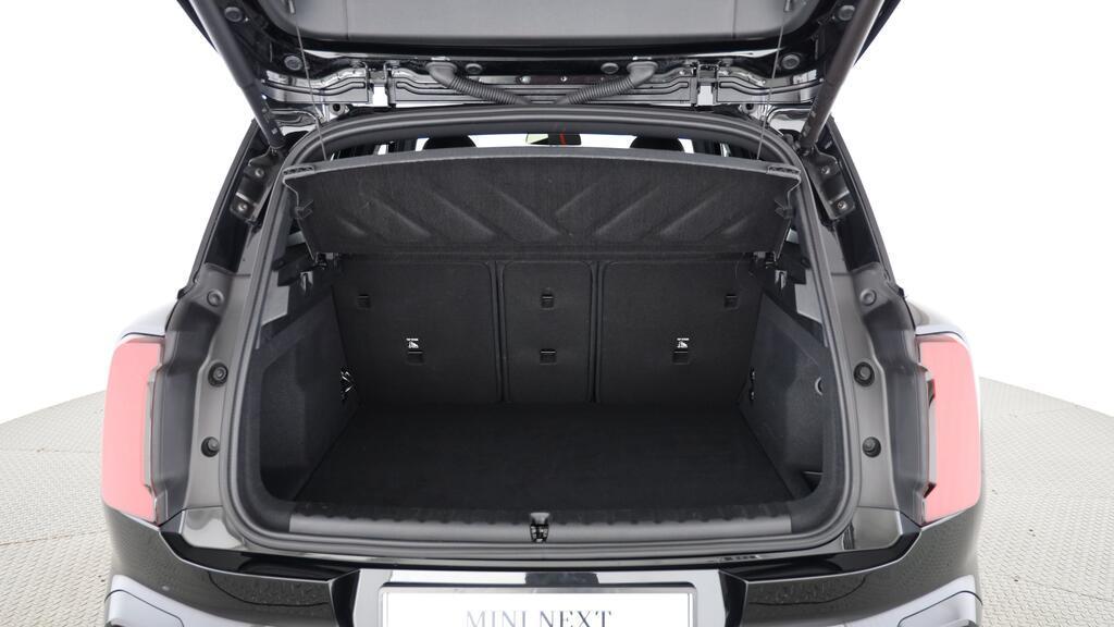 MINI John Cooper Works Countryman ALL4-image-19