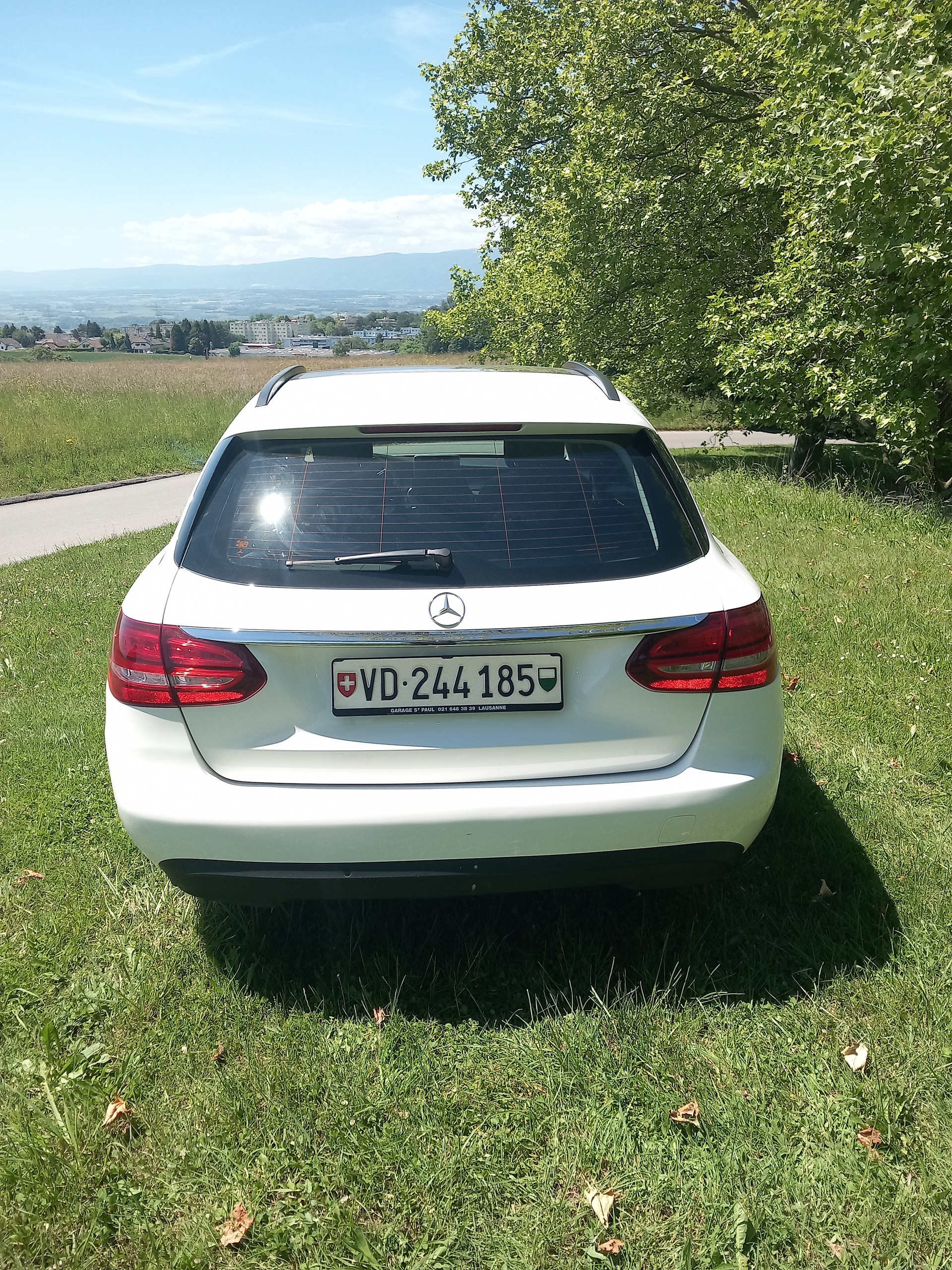 MERCEDES-BENZ C 250 d Swiss Star 4matic-image-3