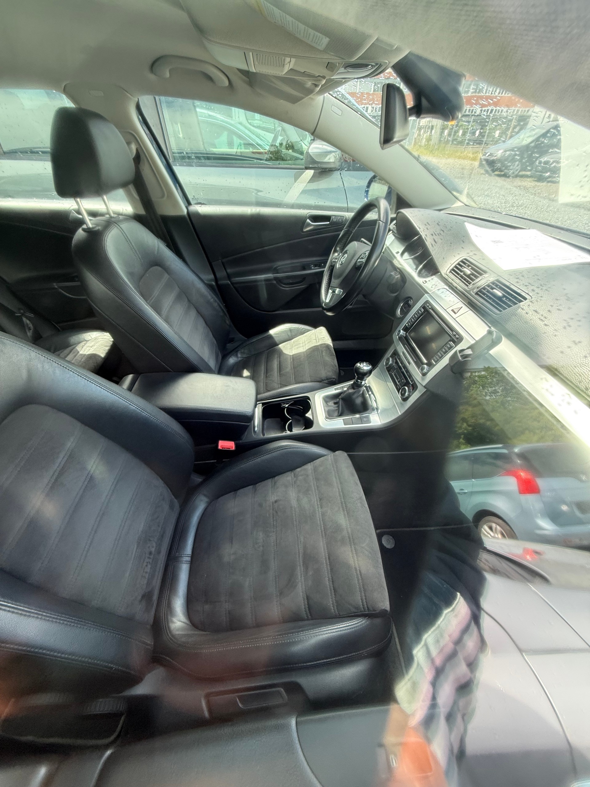 VW Passat Variant 1.4 EcoFuel Comfortline-image-11