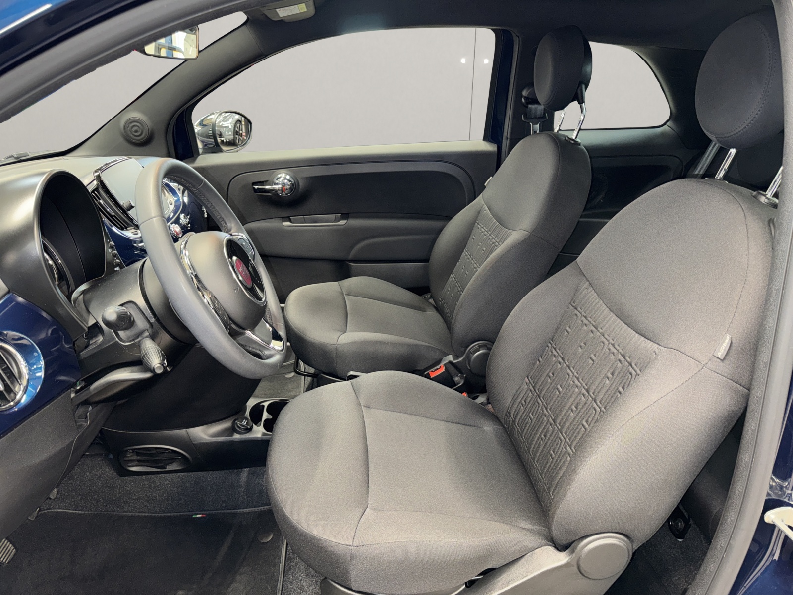 FIAT 500 1.0 Hybrid Swiss Edition-image-15