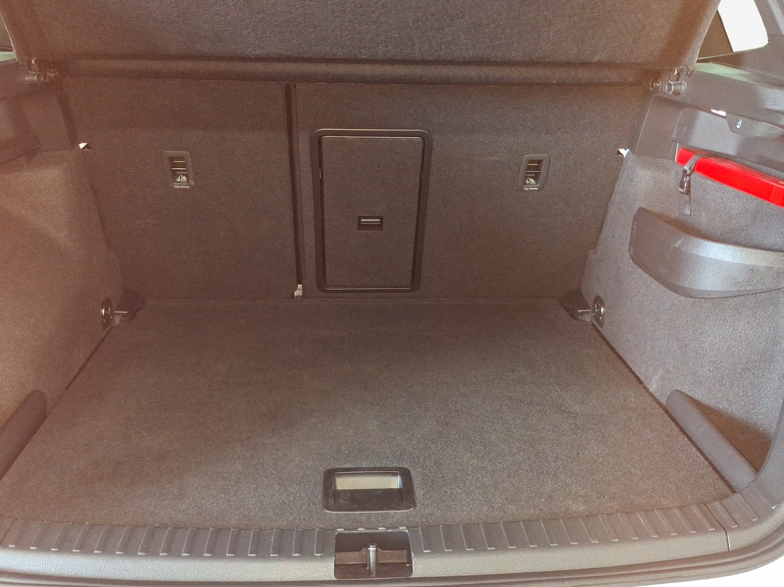 SKODA Karoq 2.0 TSI SportLine 4x4 DSG-image-12