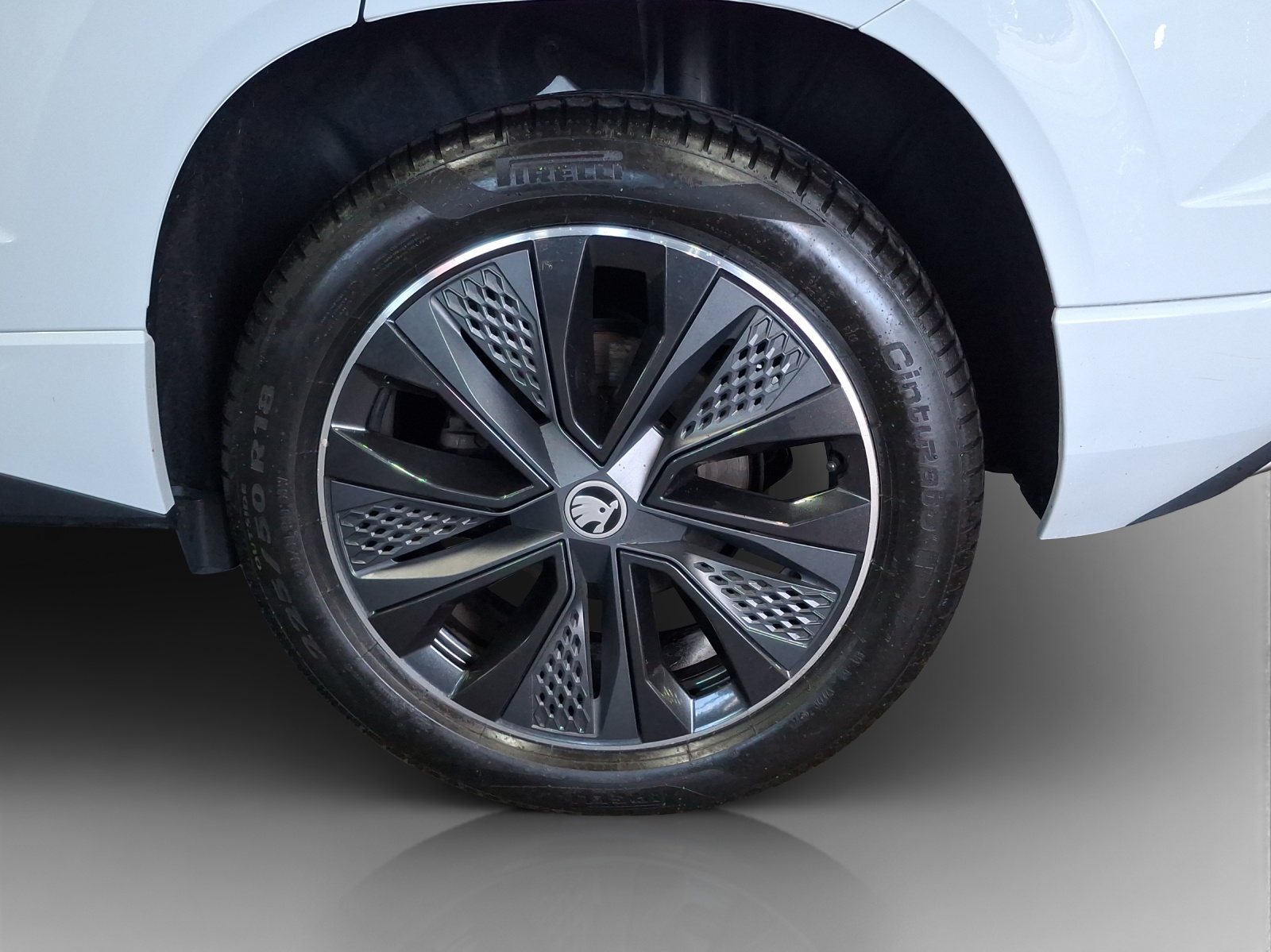 SKODA Karoq 2.0 TSI SportLine 4x4 DSG-image-13