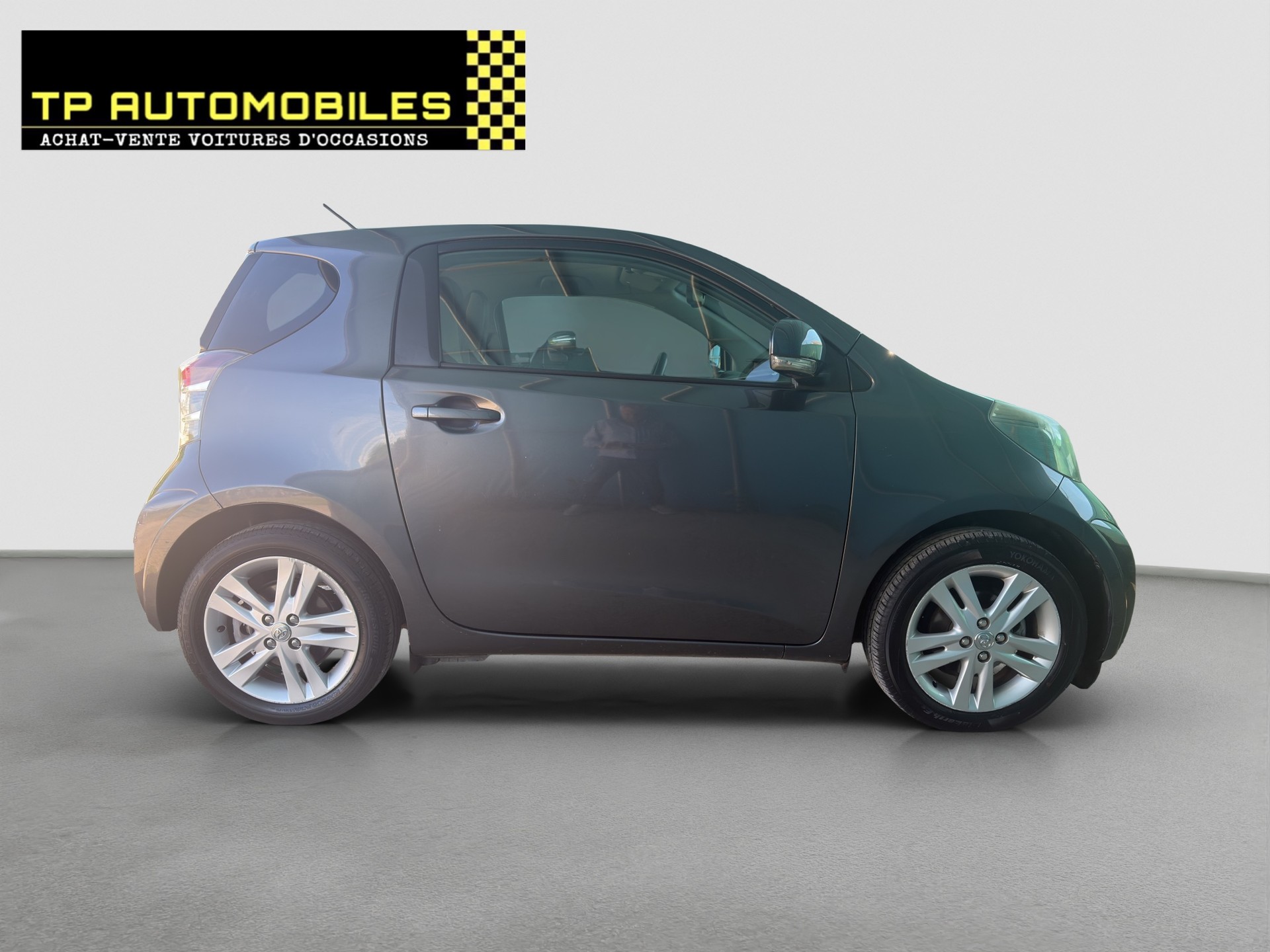 TOYOTA iQ3 1.33 Dual VVT-i Multidrive-image-3