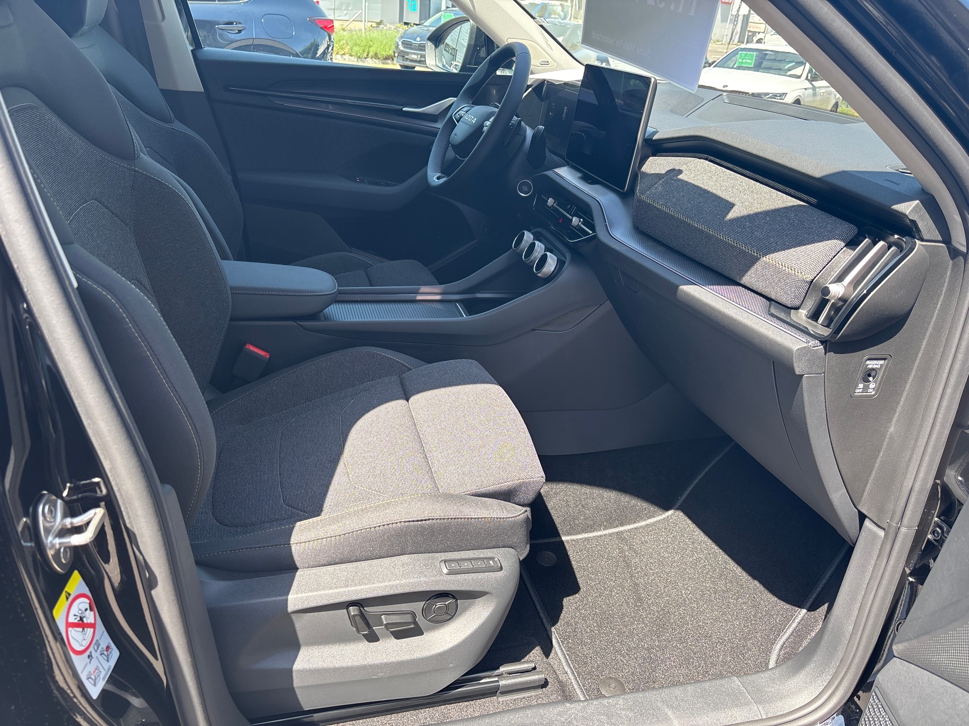 SKODA Kodiaq 2.0 TSI Dynamic 4x4-image-14