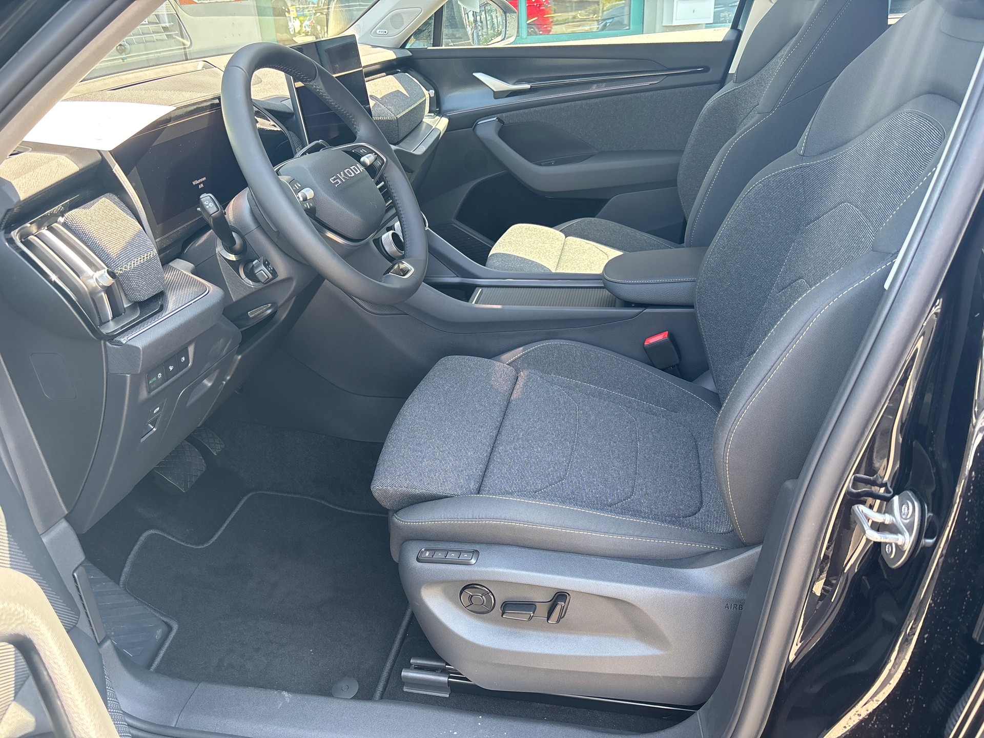 SKODA Kodiaq 2.0 TSI Dynamic 4x4-image-10