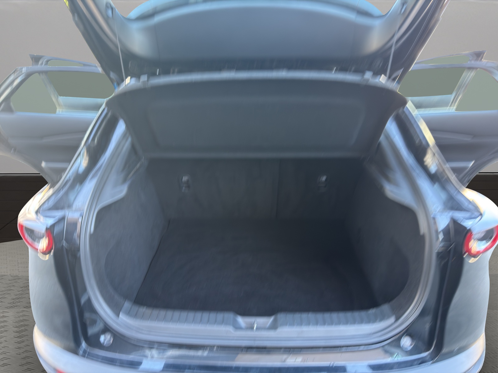 MAZDA CX-30 SKYACTIV-G 122 M Hybrid FWD Ambition-image-18
