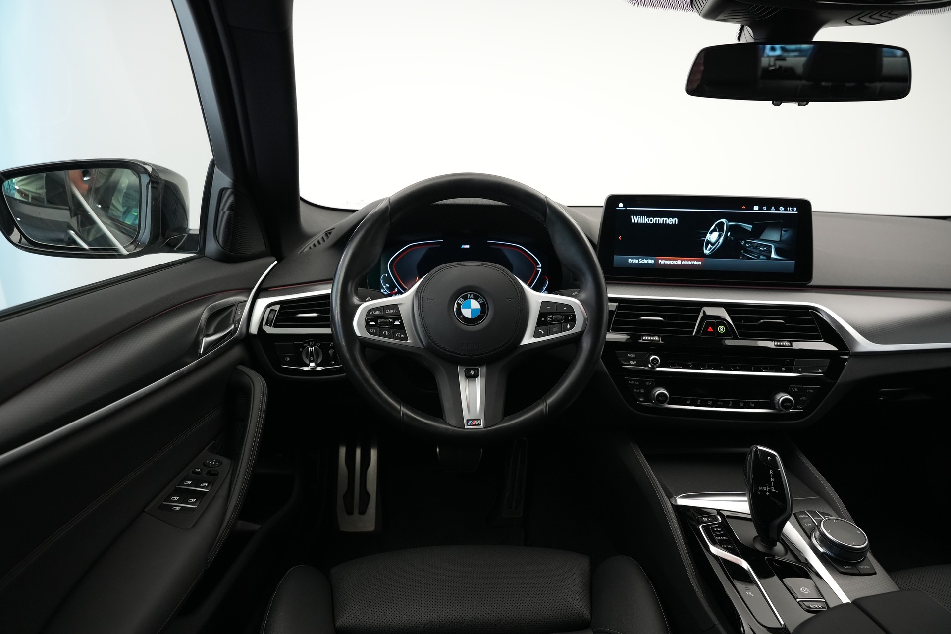 BMW 530d xDrive 48V M Sport Steptronic *AHK*-image-10