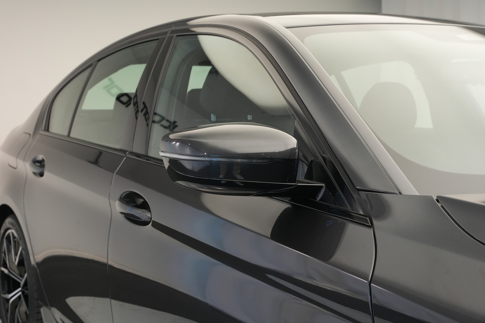 BMW 530d xDrive 48V M Sport Steptronic *AHK*-image-37