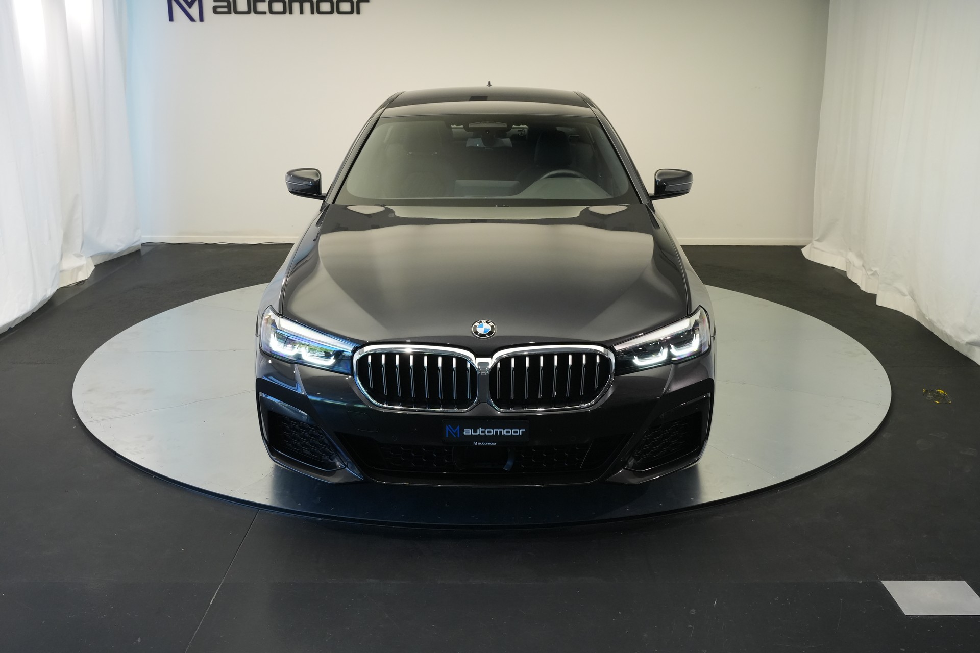 BMW 530d xDrive 48V M Sport Steptronic *AHK*-image-31