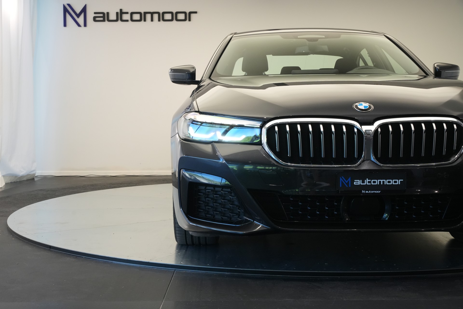 BMW 530d xDrive 48V M Sport Steptronic *AHK*-image-33