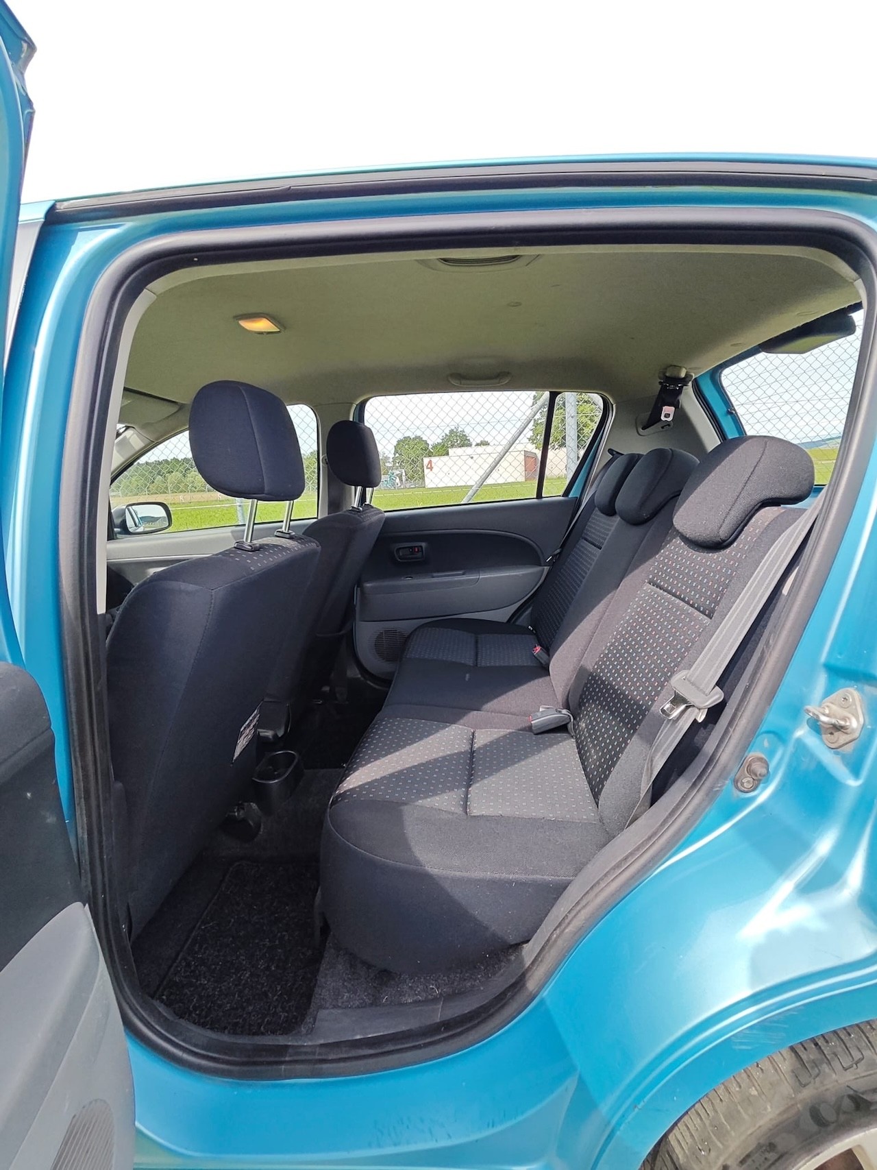 DAIHATSU Sirion 1.3 S eco-4WD Automatic-image-20