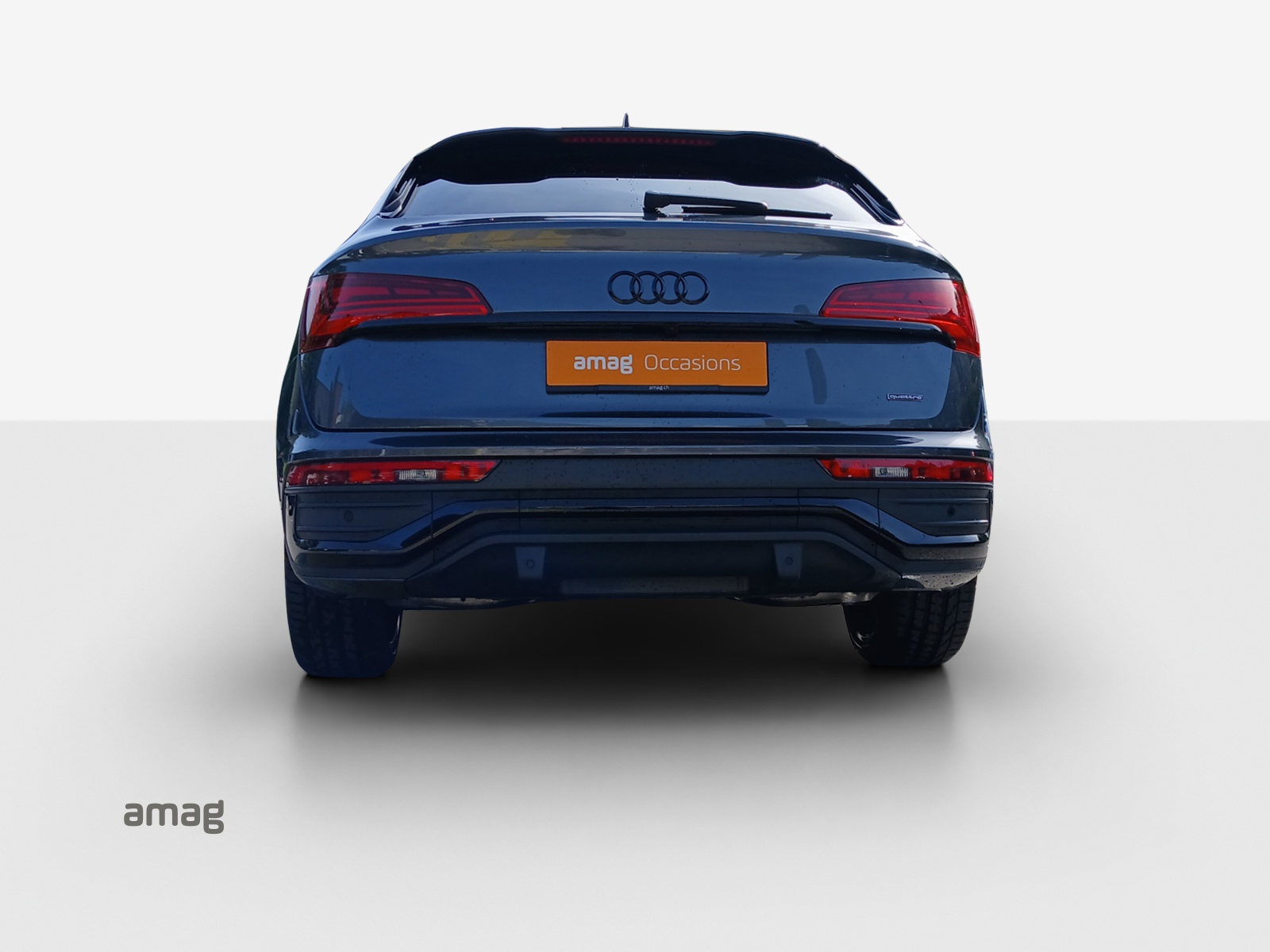 AUDI Q5 Sportback 55 TFSI e PHEV S line quattro S-tronic-image-3