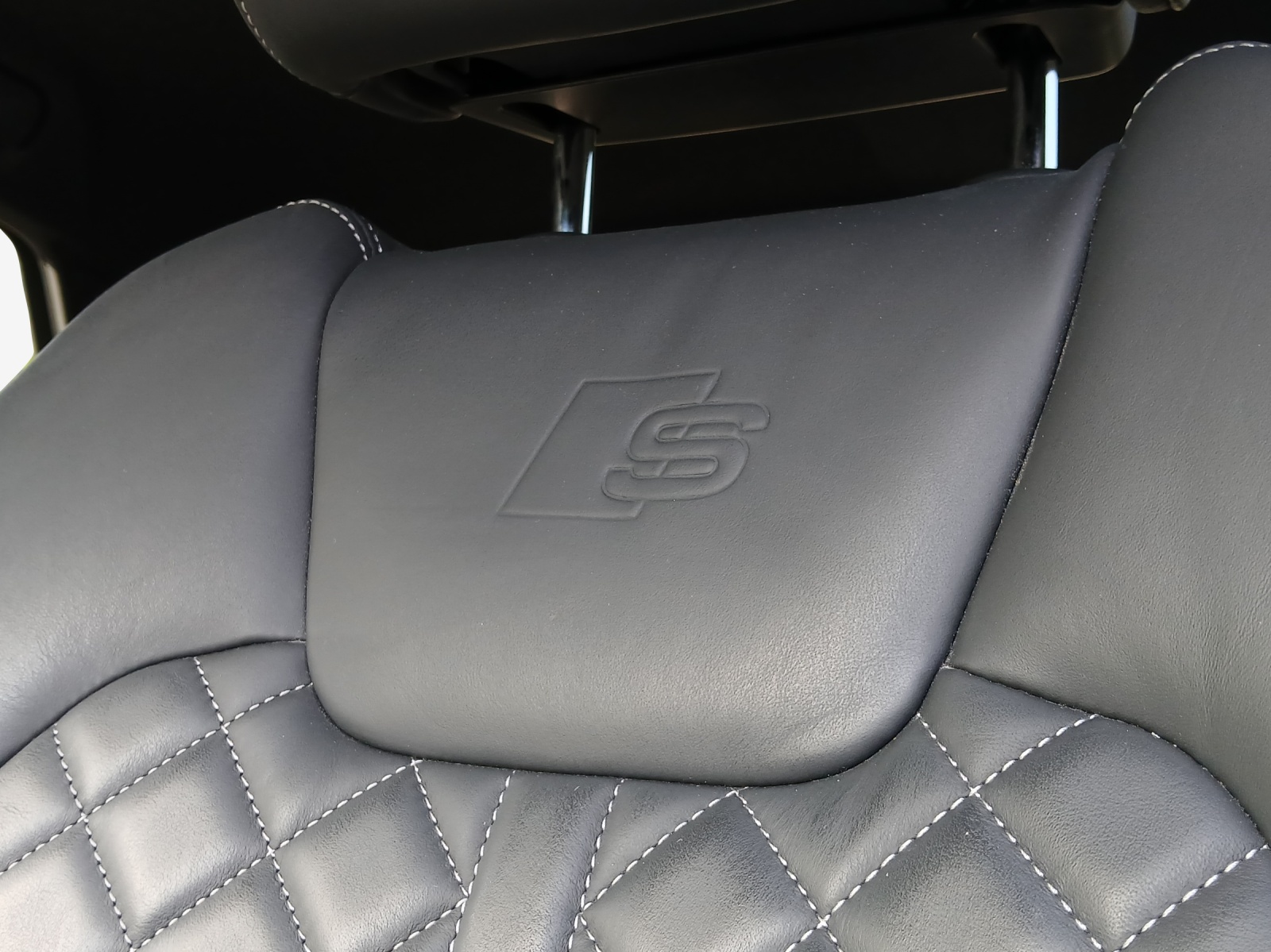 AUDI Q5 Sportback 55 TFSI e PHEV S line quattro S-tronic-image-14