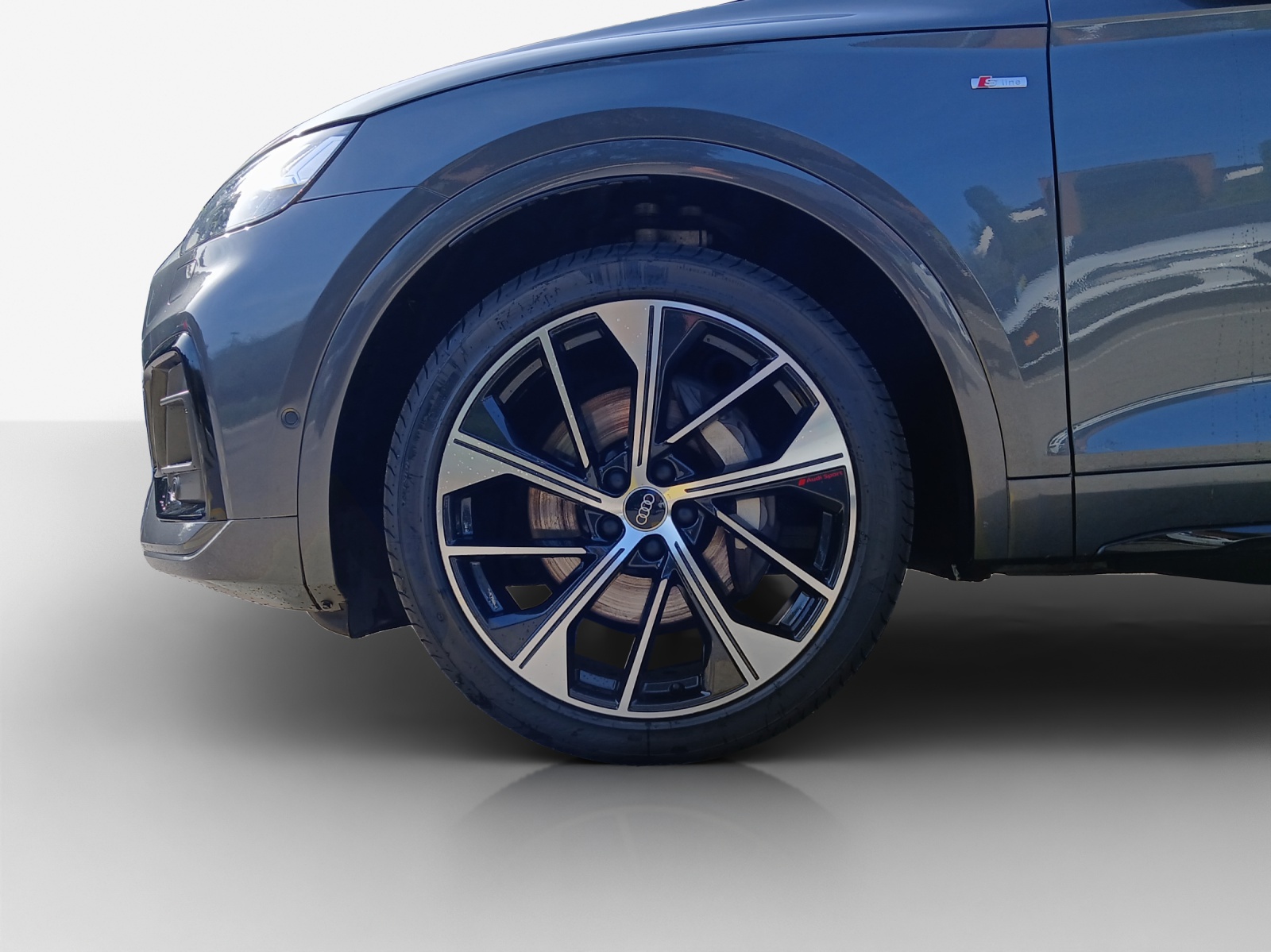 AUDI Q5 Sportback 55 TFSI e PHEV S line quattro S-tronic-image-13