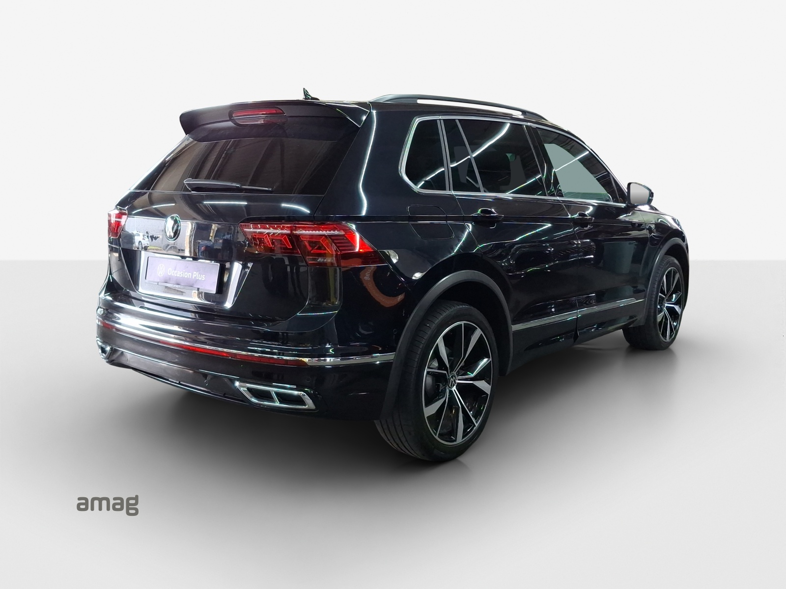 VW Tiguan 2.0TSI R-Line 4Motion DSG-image-4
