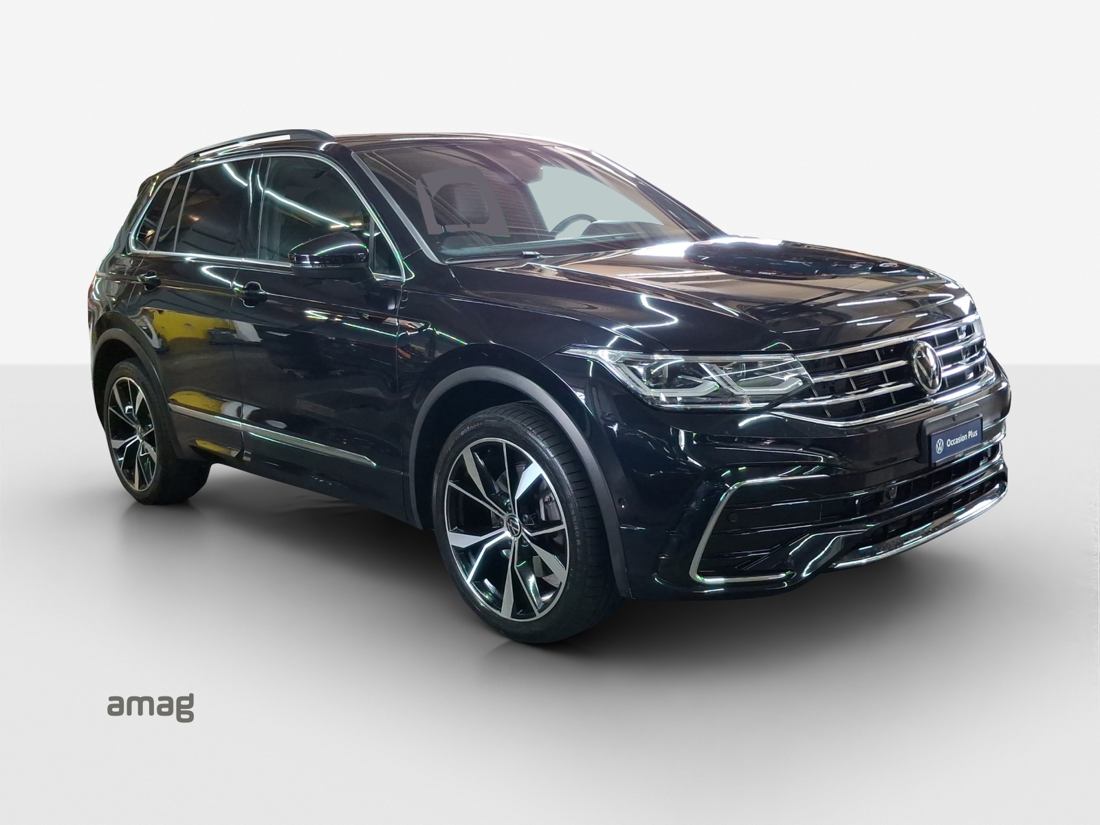 VW Tiguan 2.0TSI R-Line 4Motion DSG-image-5