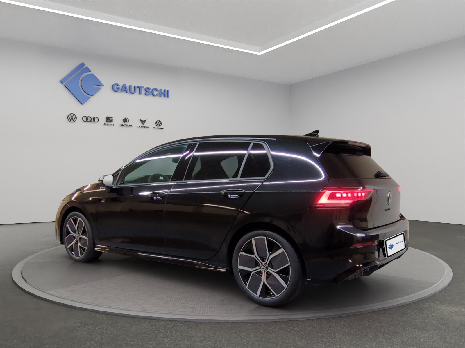 VW Golf 2.0 TSI R-Line DSG 4 Motion-image-2