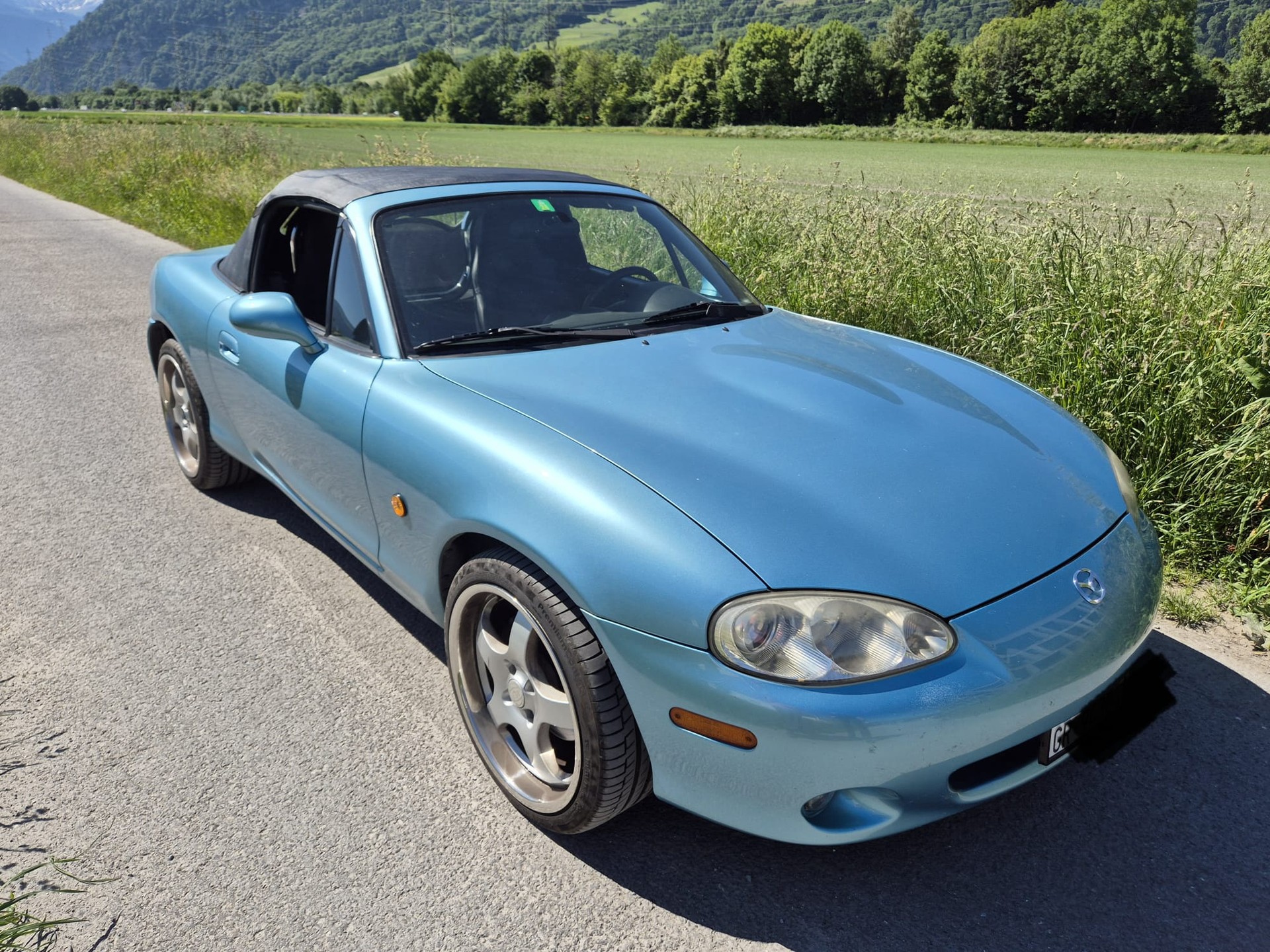 MAZDA 1.8 Youngster-image-0