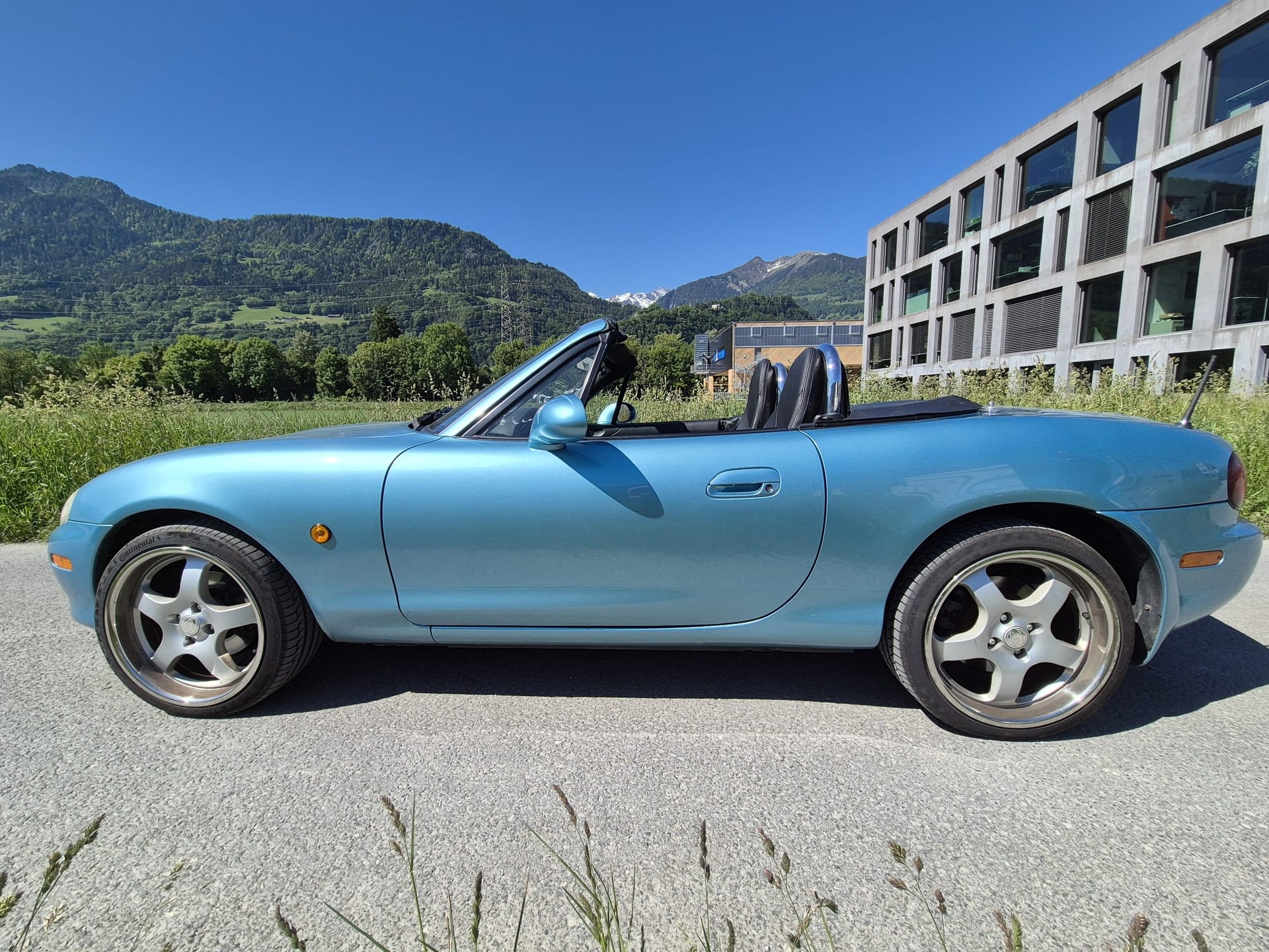 MAZDA 1.8 Youngster-image-3