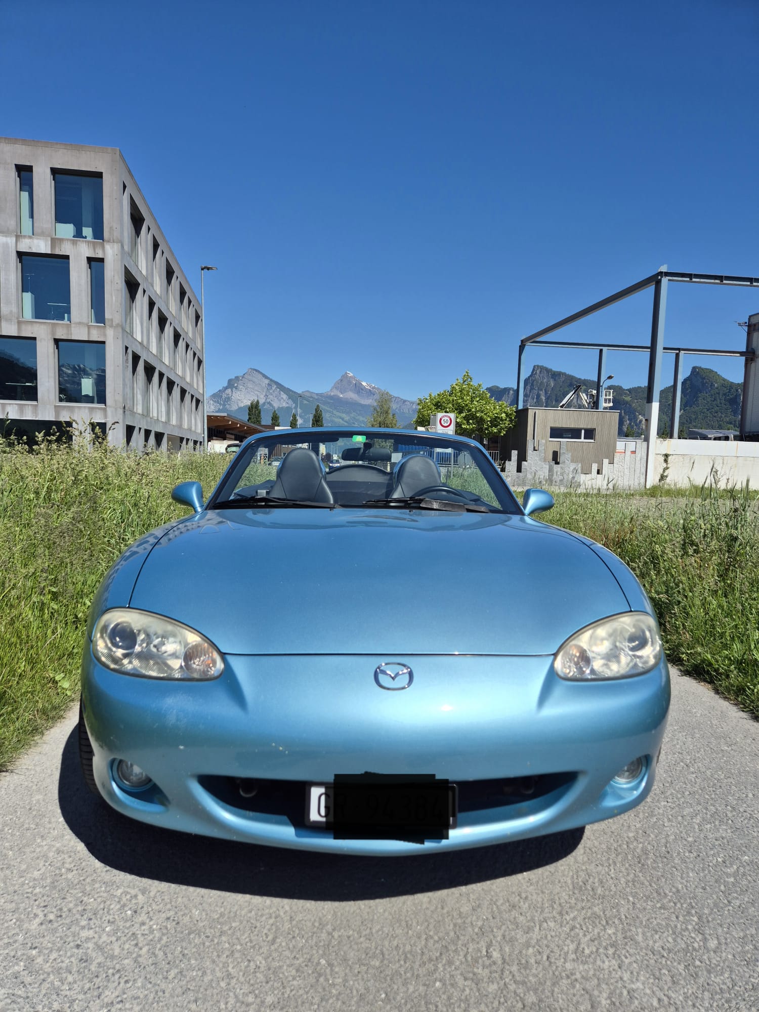 MAZDA 1.8 Youngster-image-1