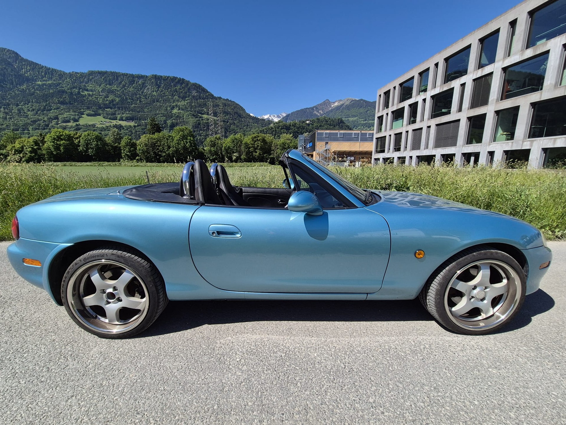 MAZDA 1.8 Youngster-image-2