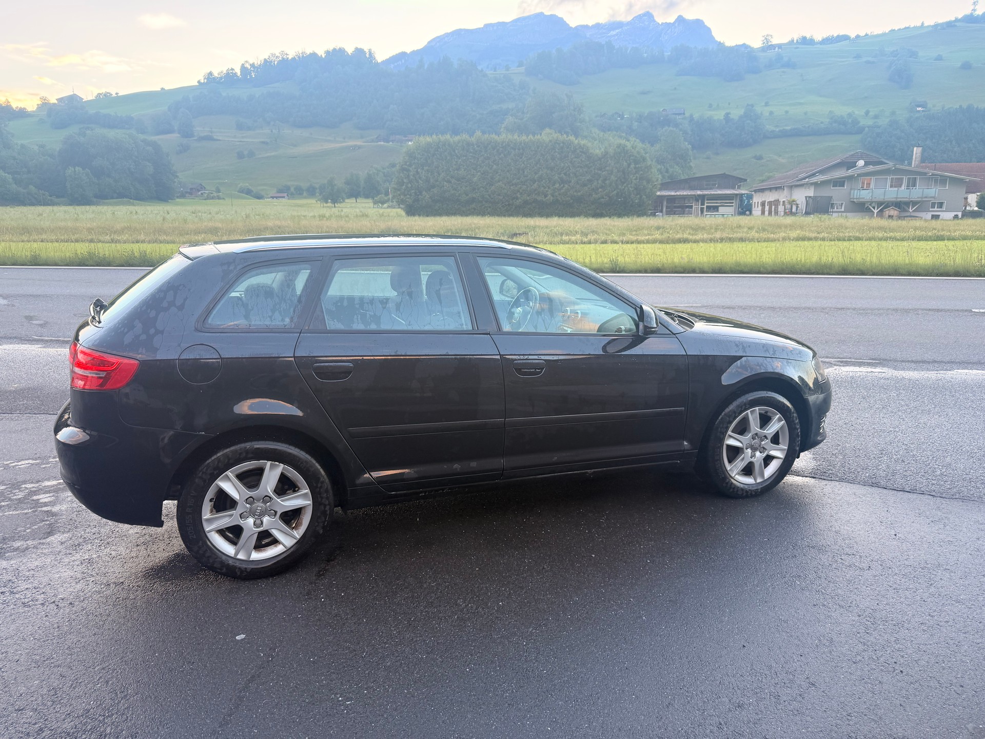 AUDI A3 Sportback 1.4 TFSI Ambiente-image-3