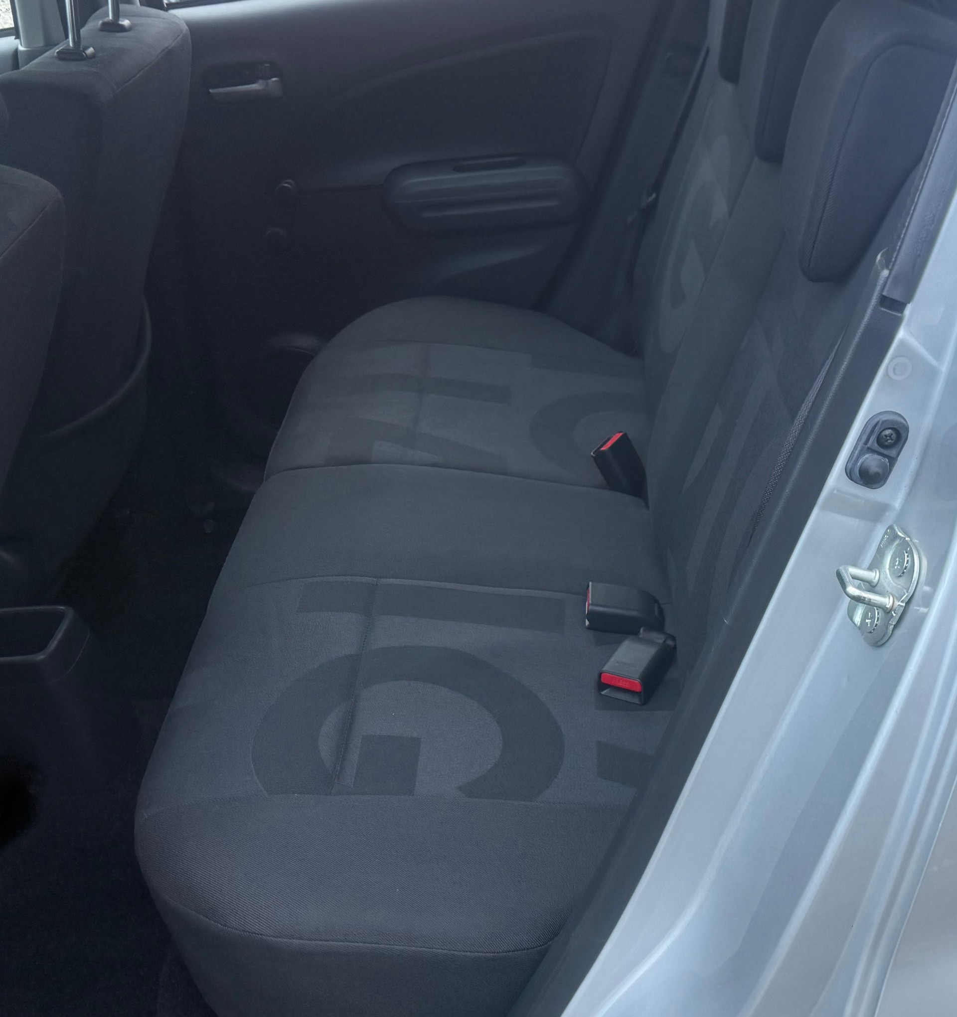 OPEL Agila 1.0 Enjoy-image-4