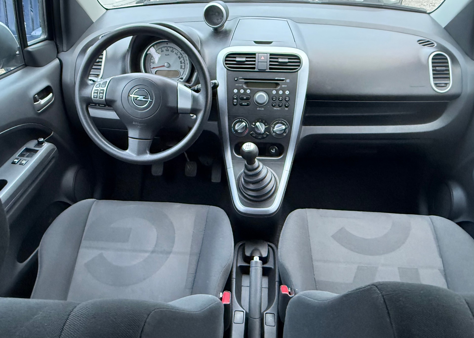 OPEL Agila 1.0 Enjoy-image-3